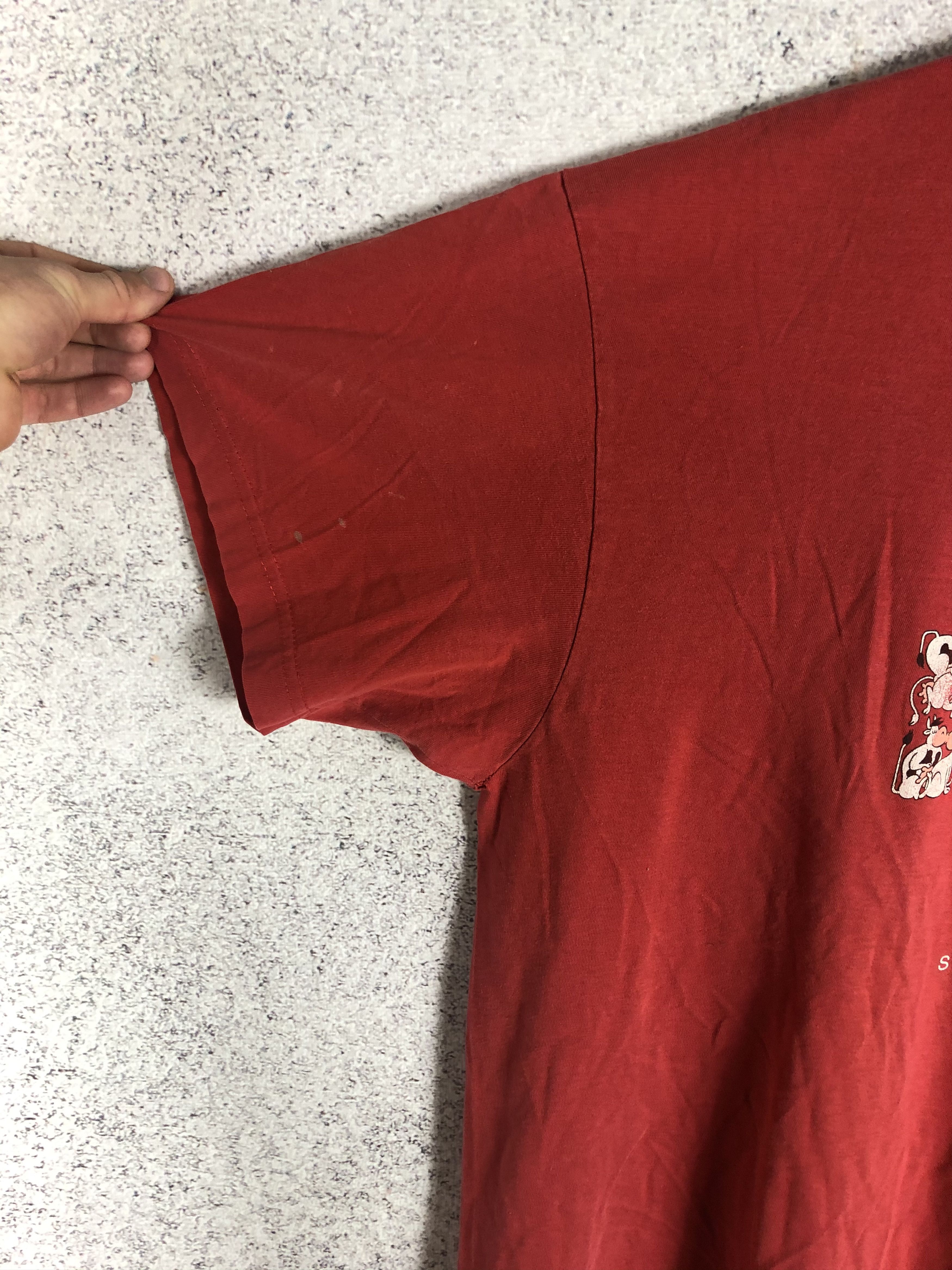 Vintage Vintage Y2K Humor Swiss Kamasutra T-Shirt Cow Sex Tee Size US XL / EU 56 / 4 - 5 Thumbnail