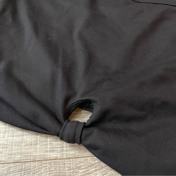 Other NWT Year of Ours Kendall Knot Crop Tank Black Women Size Lar Size L / US 10 / IT 46 - 3 Thumbnail