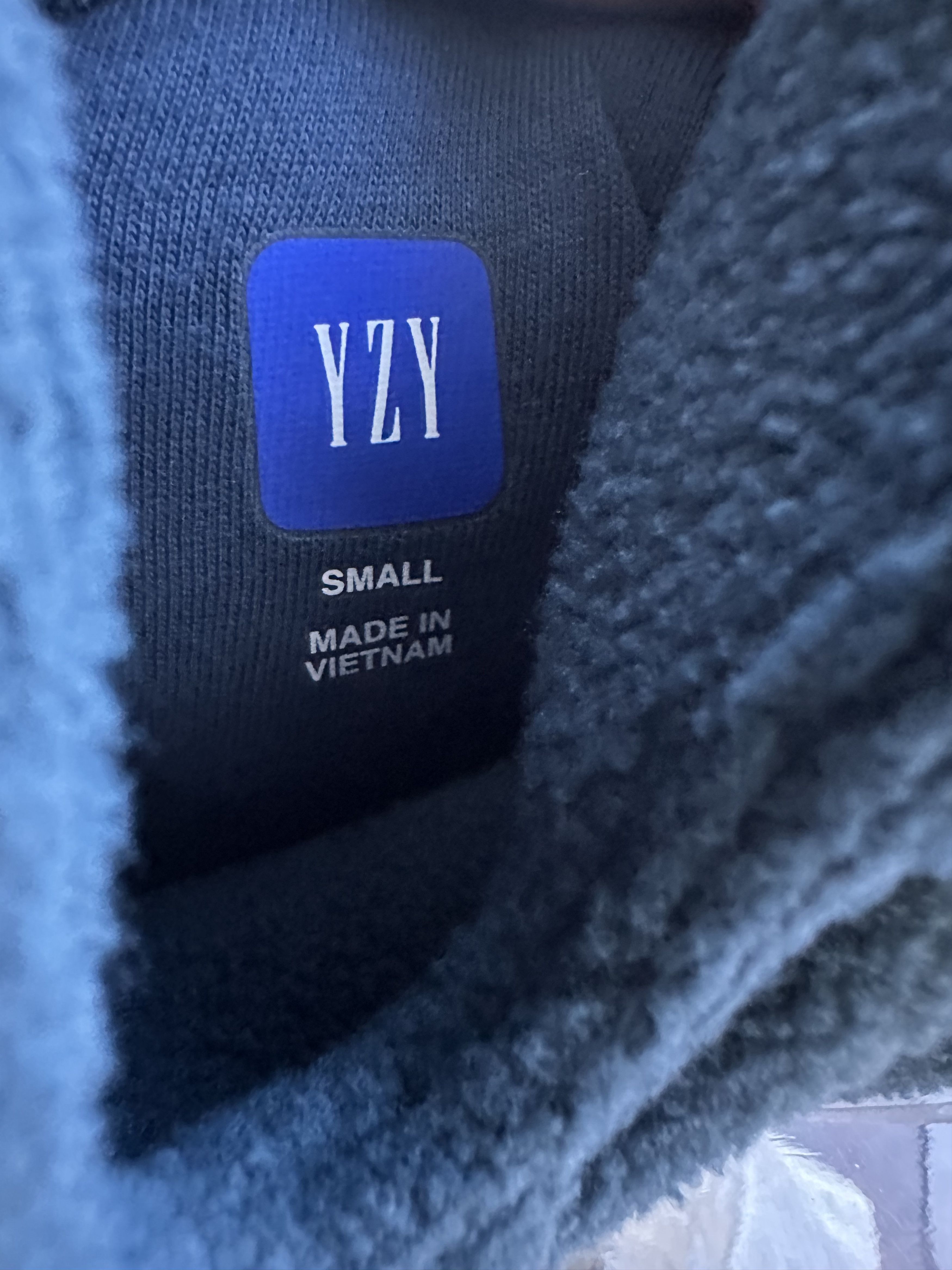 Gap × Kanye West × Yeezy YEEZY GAP 32 POLAR FLEECE DARK BLU Size US S / EU 44-46 / 1 - 3 Thumbnail