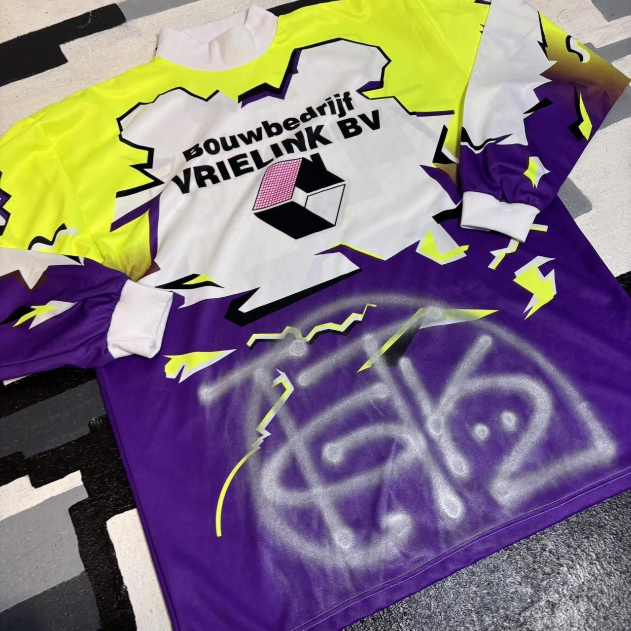 Japanese Brand × Vintage 90s graphic long sleeve jersey with TGTK graffiti design Size US L / EU 52-54 / 3 - 3 Thumbnail