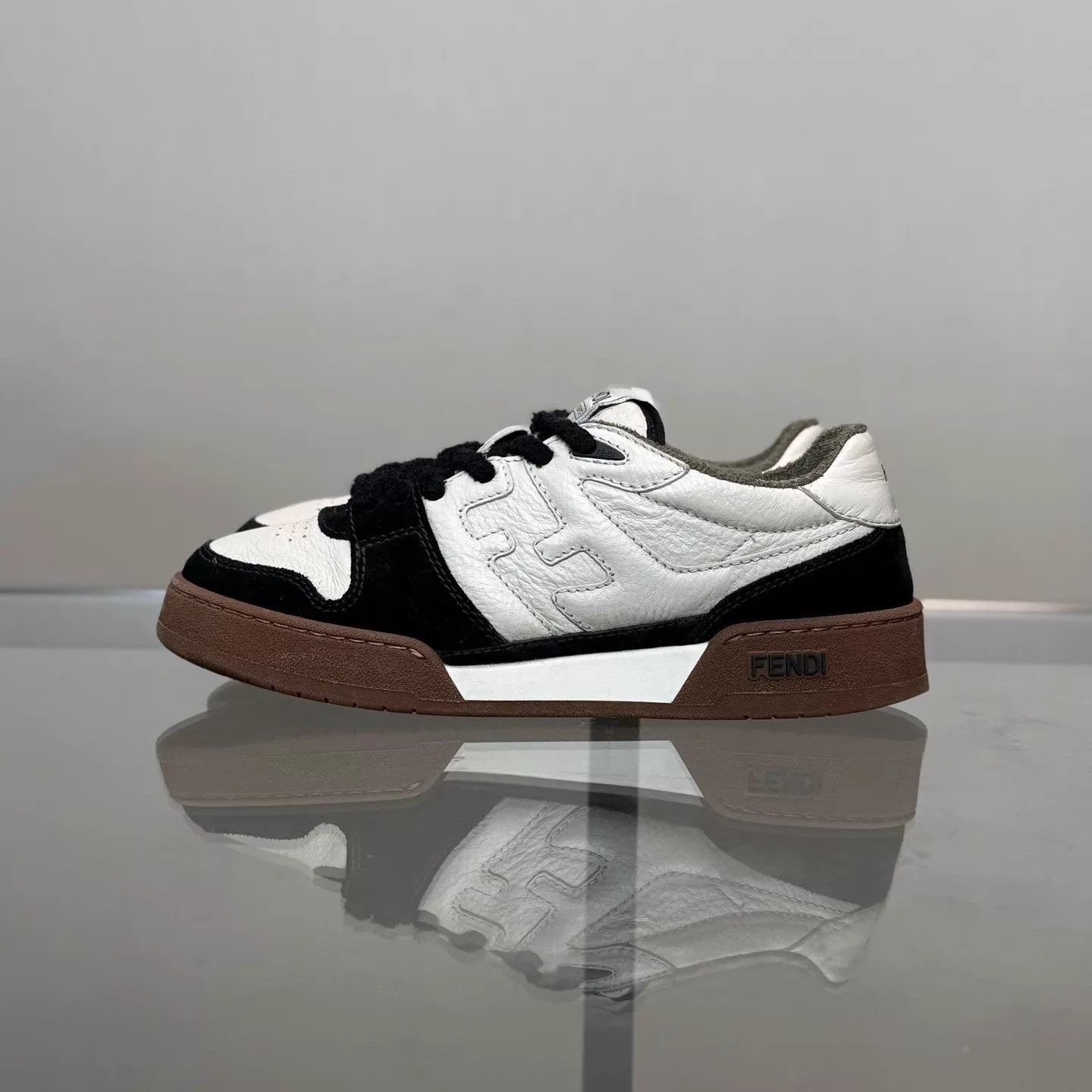 Fendi Fendi Match Sneakers Women's 38 B/W/B 98 (Replaced Insole) Size US 7.5 / IT 37.5 - 5 Thumbnail