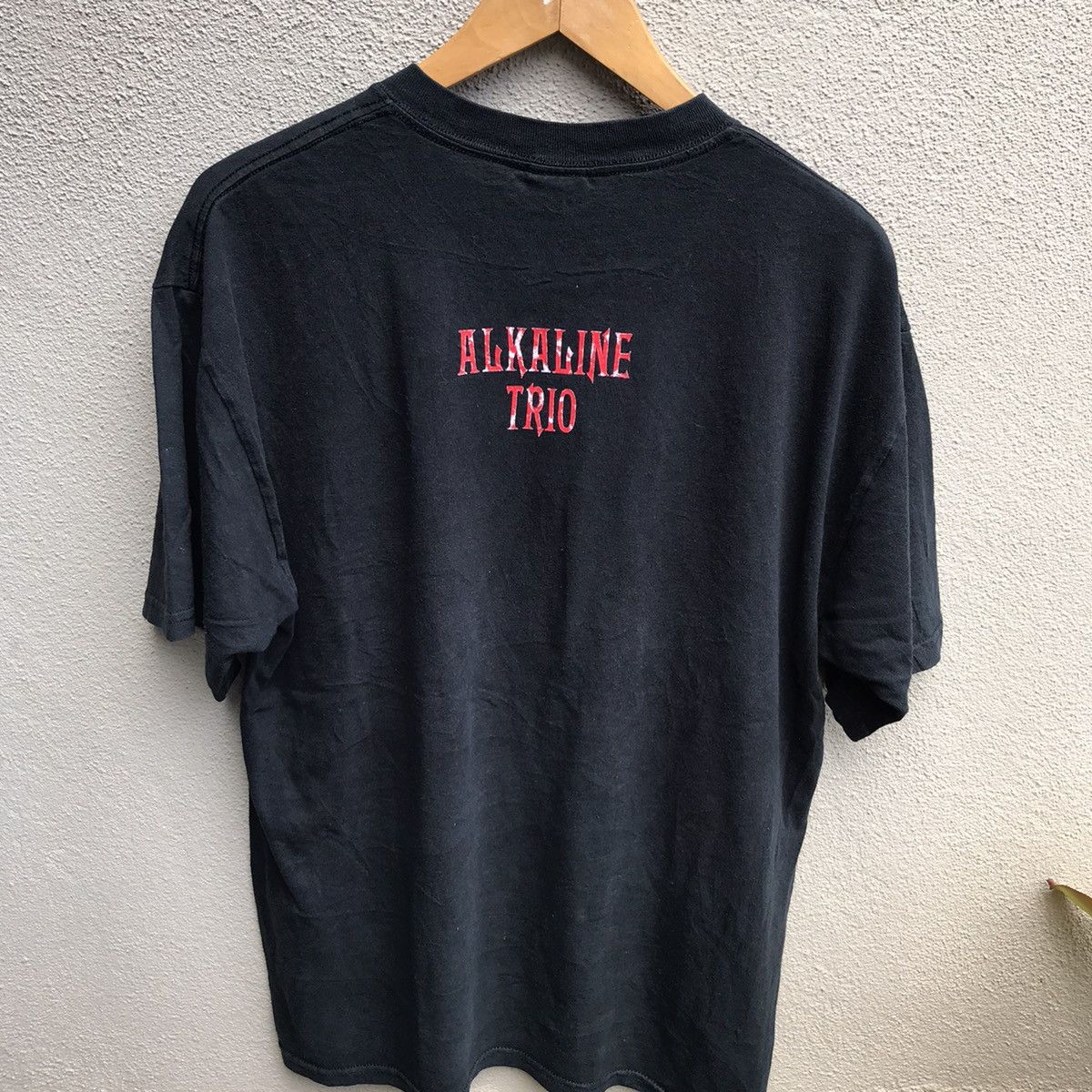 Band Tees Vintage ALKALINE TRIO band tee punk rock Size US L / EU 52-54 / 3 - 3 Thumbnail