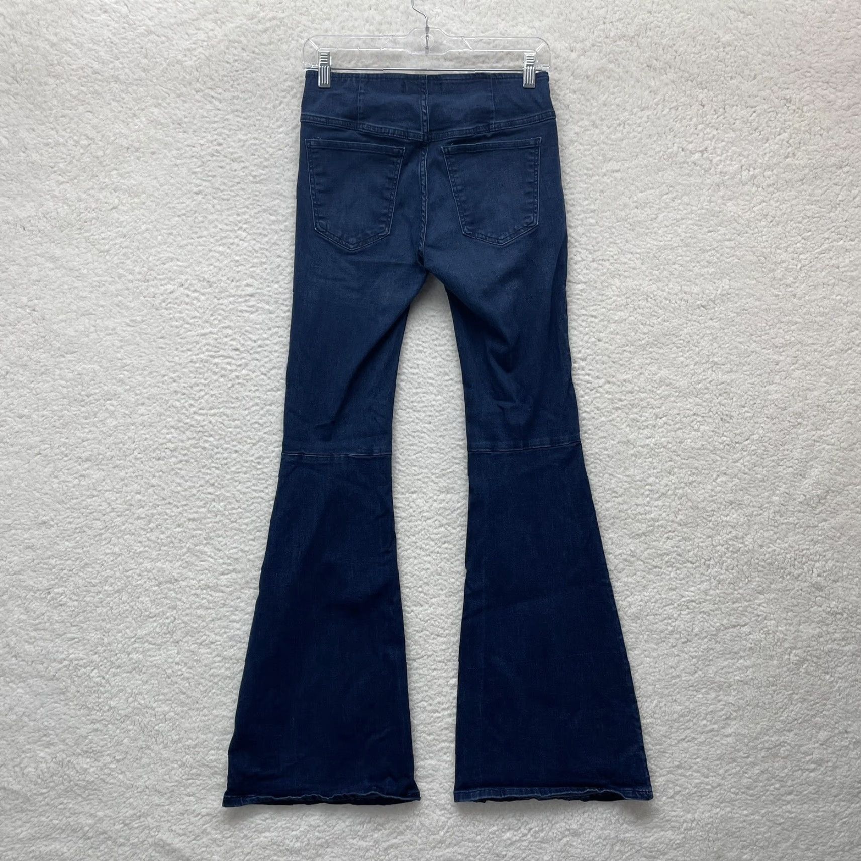 Free People Free People Flare Jeans Jeans Regular 6 Blue Dark Wash 70s Hippie Boho Stretch Mens Womens Girls Size 28" / US 6 / IT 42 - 2 Thumbnail