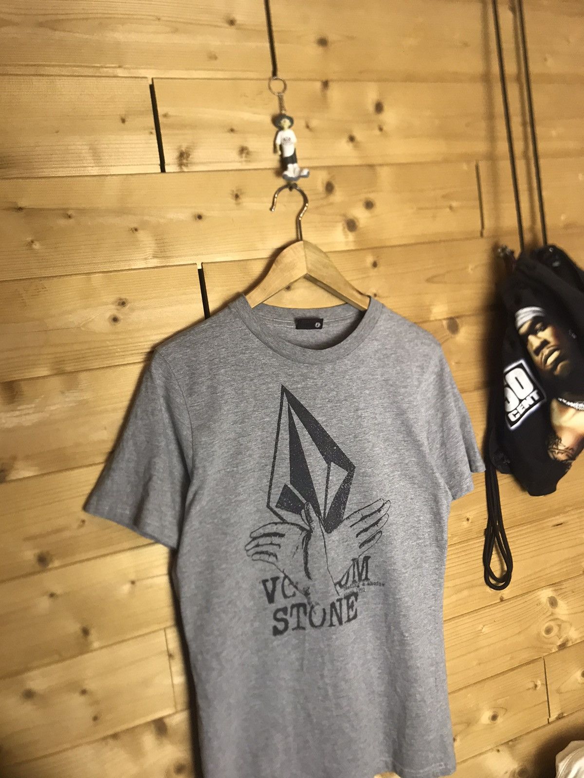 Volcom Vintage Volcom wu tang style t shirt Size US S / EU 44-46 / 1 - 3 Thumbnail