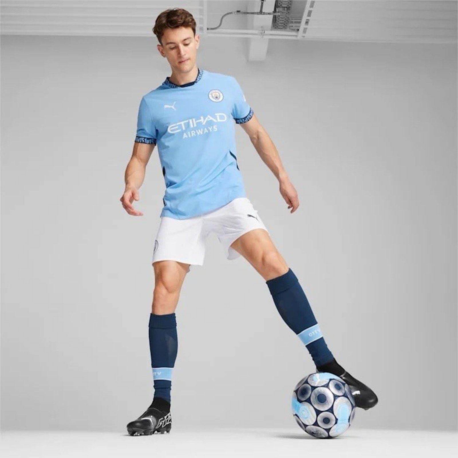 Nike Manchester City Puma 24/25 Authentic Home Jersey Medium NWT Size US M / EU 48-50 / 2 - 5 Thumbnail