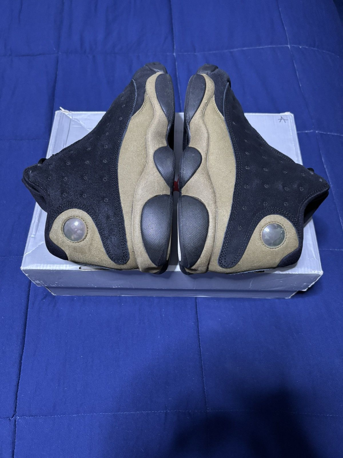 Jordan Brand Air Jordan 13 Retro Olive Size 10.5 Size US 10.5 / EU 43-44 - 3 Thumbnail