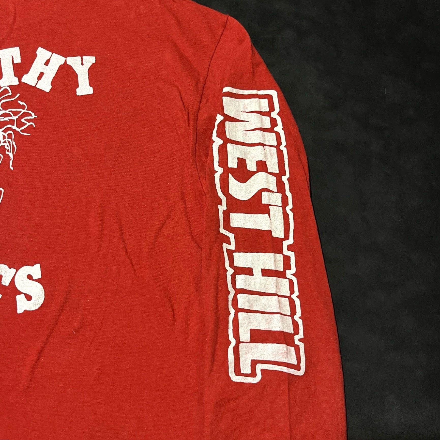 VINTAGE Maniacs Shirt Lee Men XL Red Cotton Knit Double-Sided Logo 1980s University Boston University 1980s Concert Staff Man 90s?