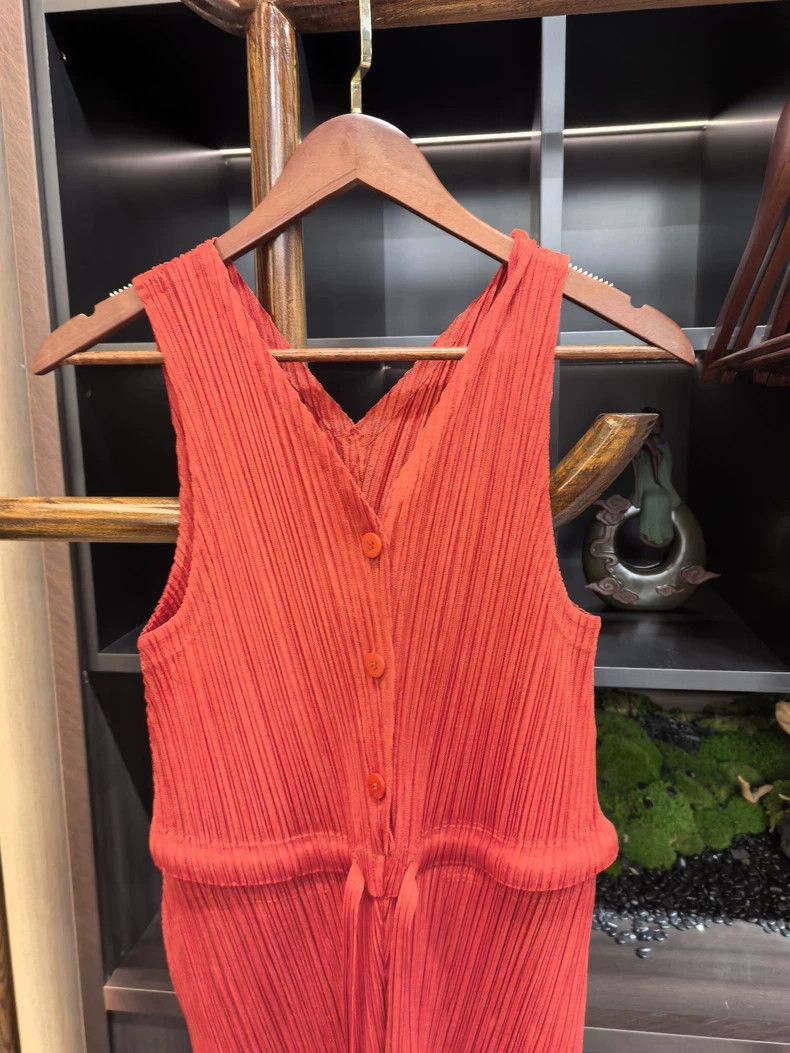 Issey Miyake issey miyake size:1 Red jumpsuit 2506-Nextarrow Size 42" / US 20 - 2 Thumbnail