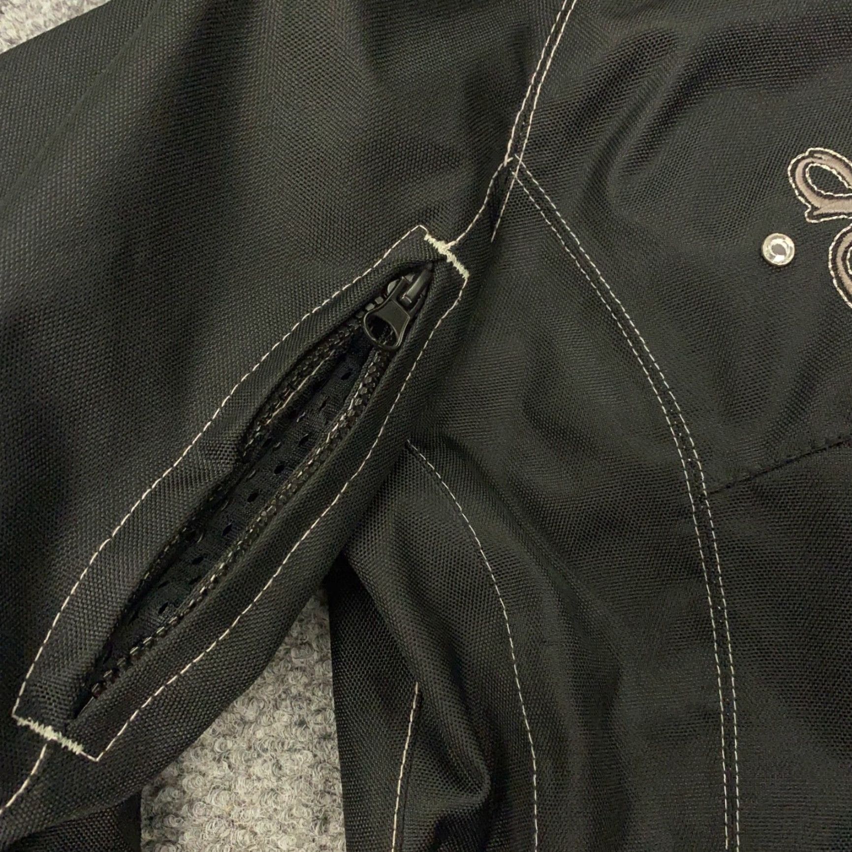 Speedo Speed and Strength Womens Motorcycle Jacket M Black Embroidered Logo Zipper Pockets Full Zip Size M / US 6-8 / IT 42-44 - 7 Thumbnail