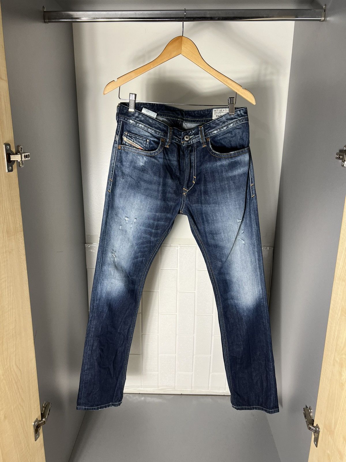 Diesel VINTAGE DIESEL INDUSTRY DENIM DIVISION JEANS CASUAL Y2K 90s Size US 30 / EU 46 - 1 Thumbnail