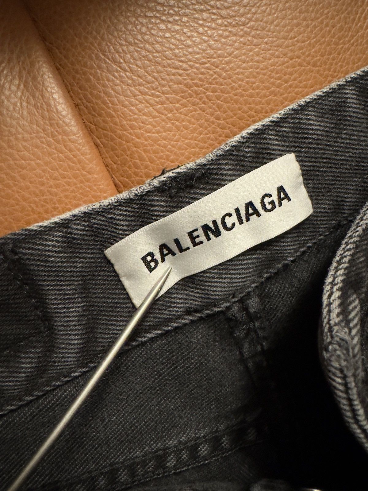 Balenciaga Floral Balenciaga Jeans Size US 26 / EU 42 - 3 Thumbnail