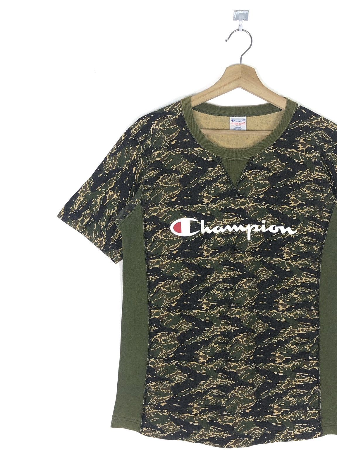 Champion RARE🔥VINTAGE CHAMPION REVERSE WEAVE TIGER STRIPES CAMO TEE Size US S / EU 44-46 / 1 - 4 Thumbnail