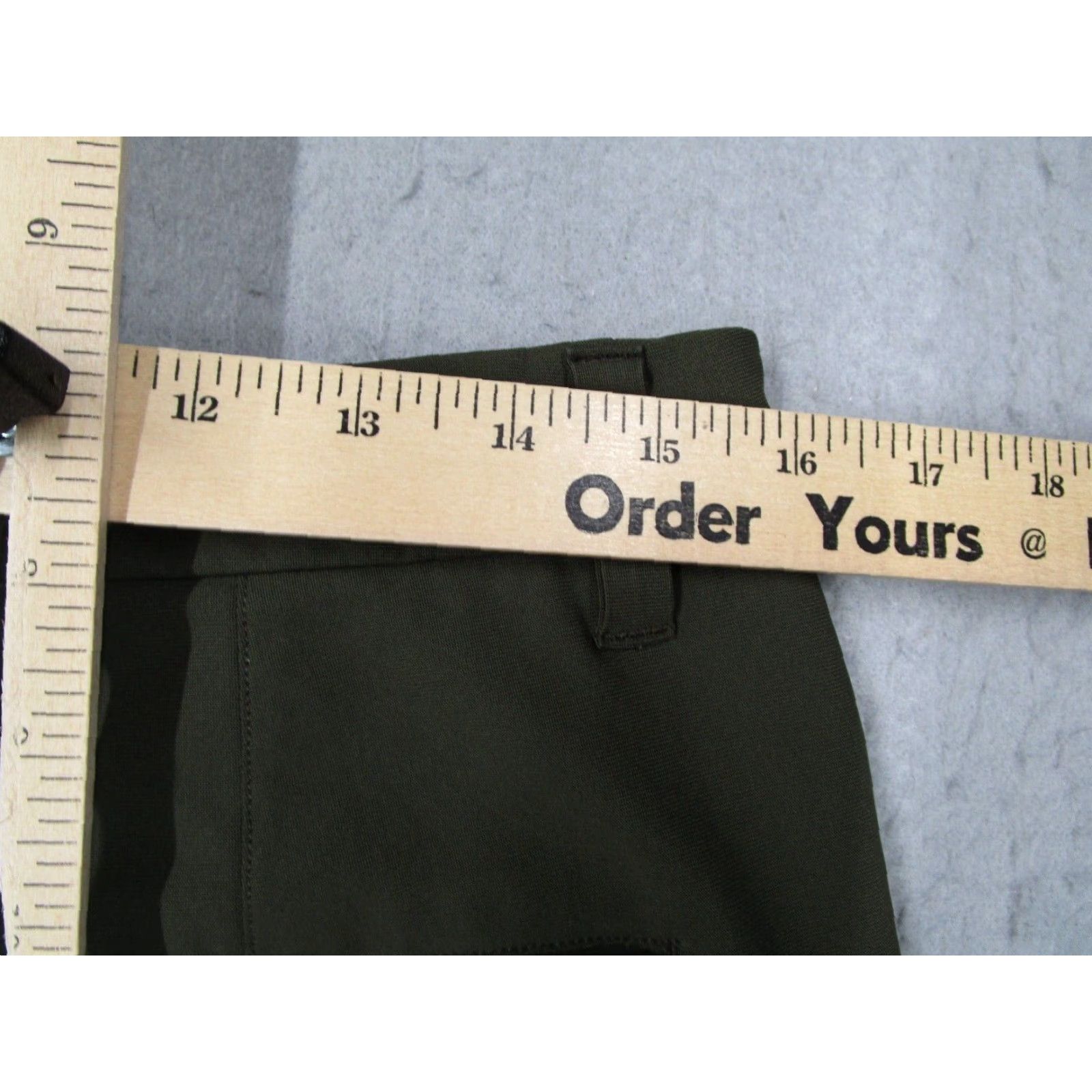 Lululemon Lululemon Commission Shorts Mens 30 Green 10" Shorts Beach Sports 2000s Mens Size US 30 / EU 46 - 6 Thumbnail