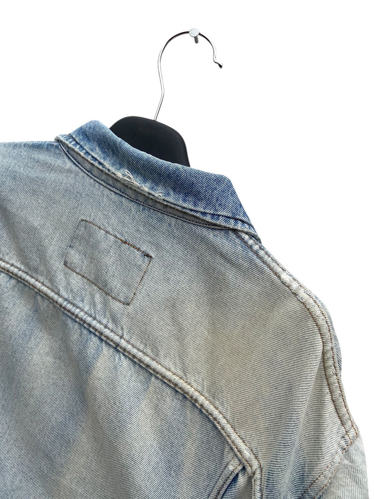 Armani Vintage Armani Jeans Sun Faded Trucker Jacket Size US XL / EU 56 / 4 - 9 Thumbnail