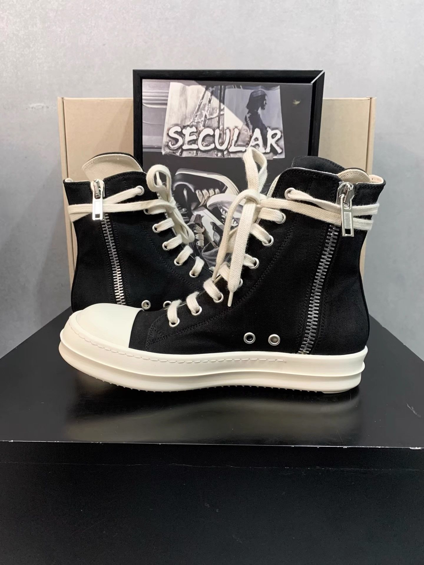 Rick Owens Rick Owens New DRKSHDW Canvas High Top Sneakers K34 Size US 6 / IT 36 - 6 Thumbnail