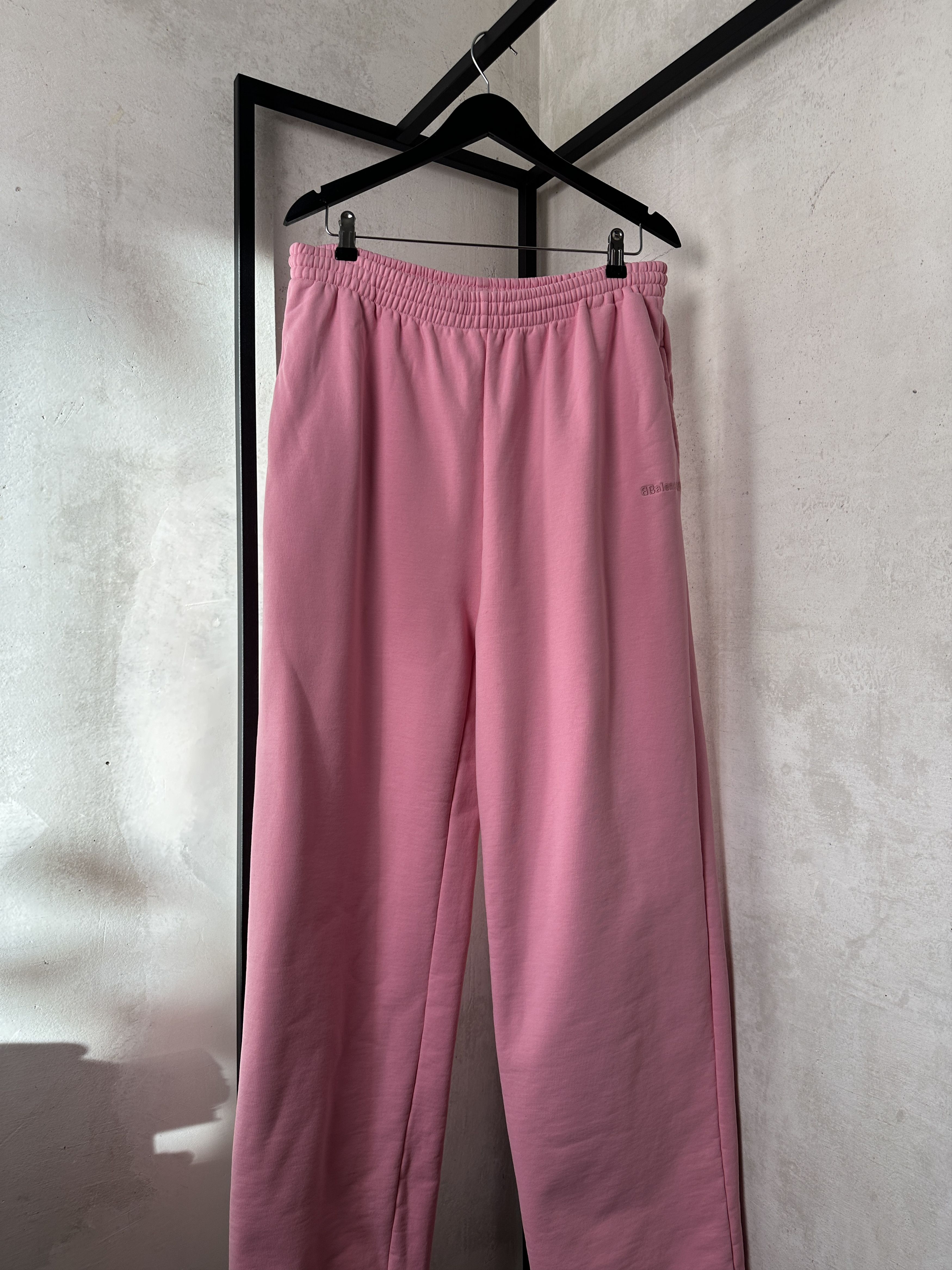 Balenciaga Balenciaga Pink BB Logo Sweatpants Size US 34 / EU 50 - 10 Thumbnail