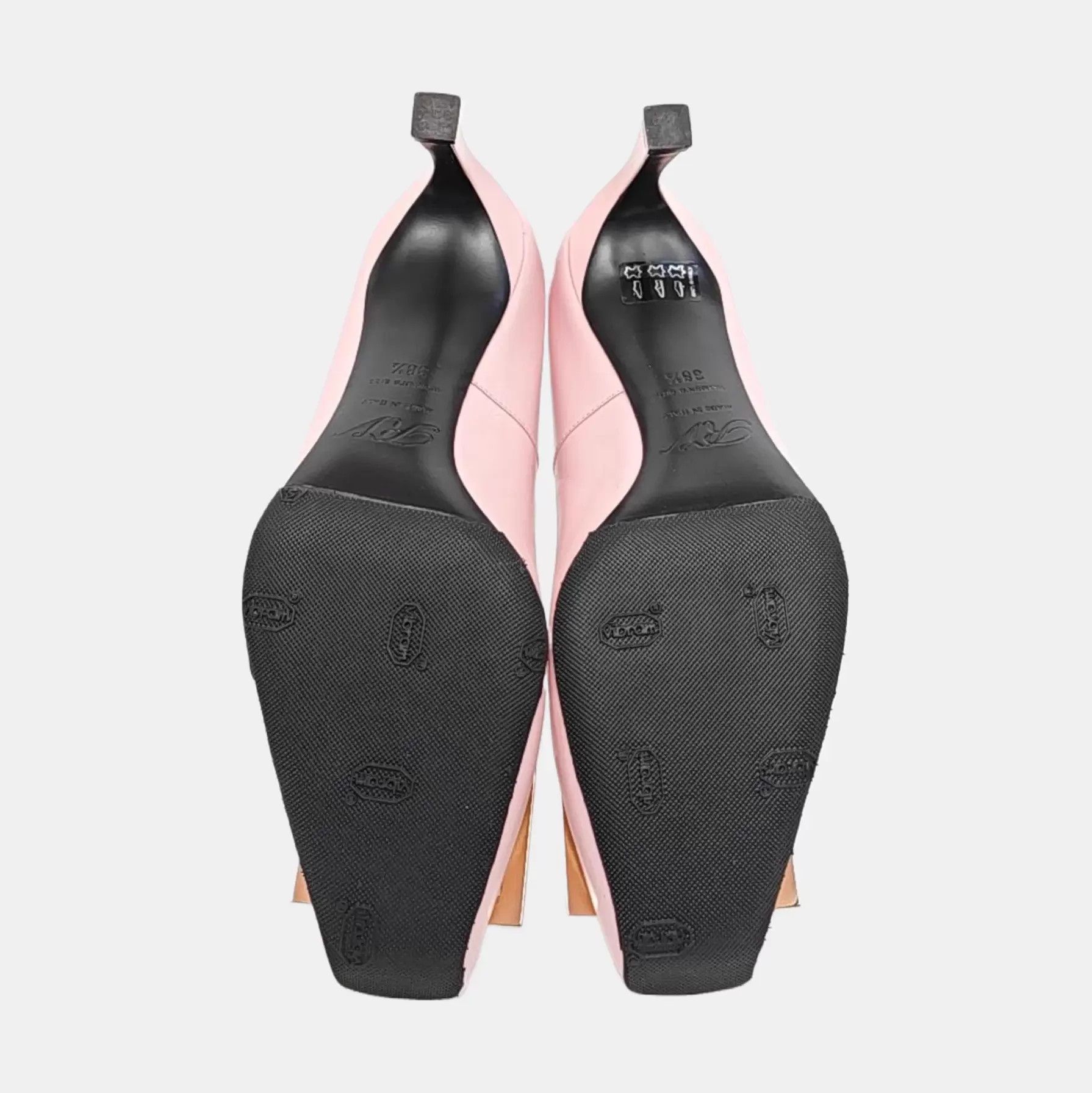 Roger Vivier Authentic Roger Vivier Pumps EUR 38.5 Size US 8 / IT 38 - 4 Thumbnail