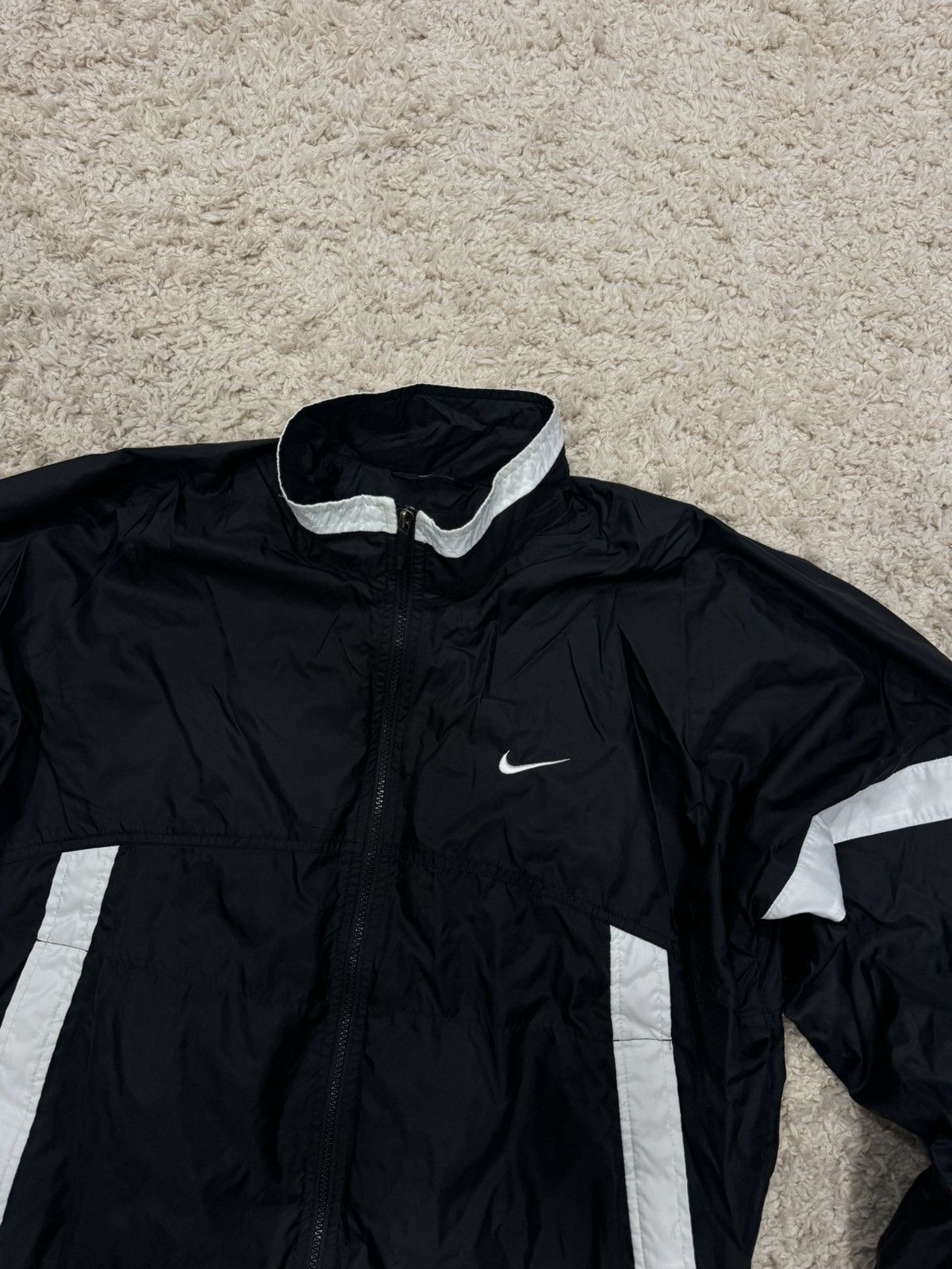 Nike Y2K Vintage Nike Big Swoosh Nylon Jacket Size US L / EU 52-54 / 3 - 3 Thumbnail