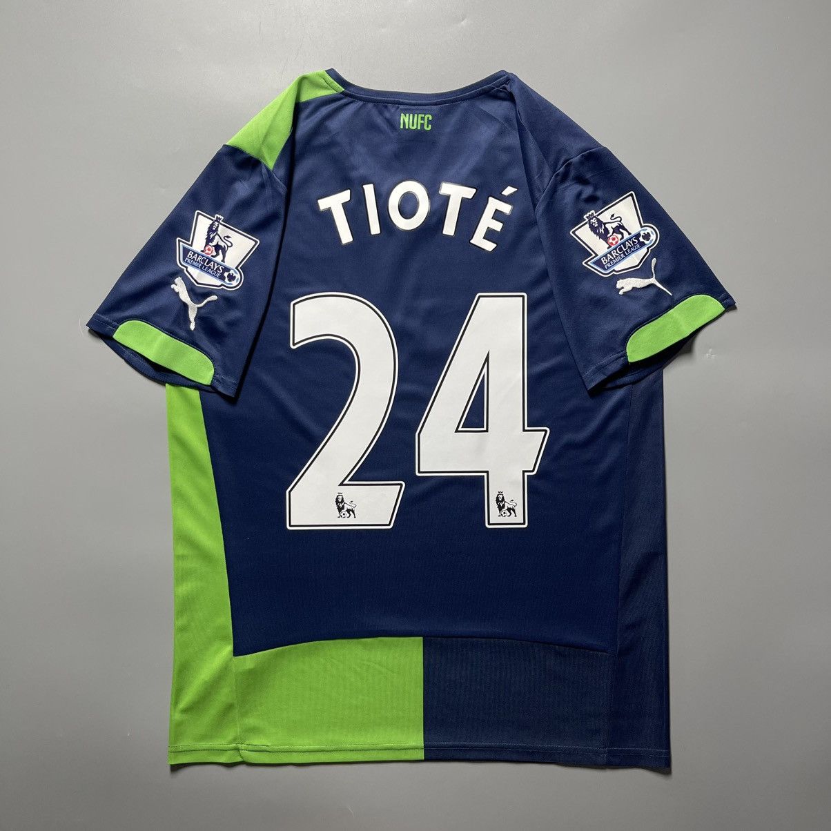 Puma NEWCASTLE PUMA 2014/2015 FOOTBALL THIRD JERSEY #24 TIOTE Size US S / EU 44-46 / 1 - 1 Thumbnail