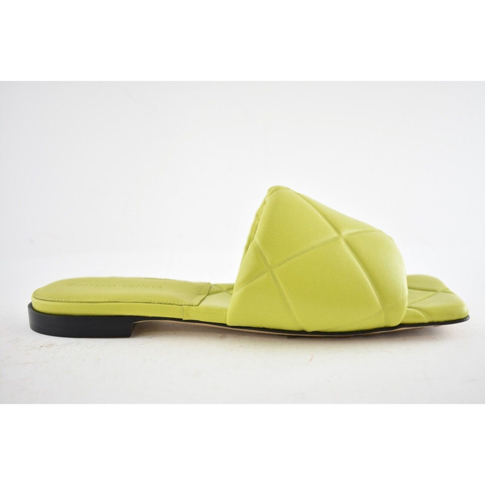 Bottega Veneta Bottega Veneta BV Lido Kiwi Green Padded Leather Quilted Size US 6 / IT 36 - 3 Thumbnail