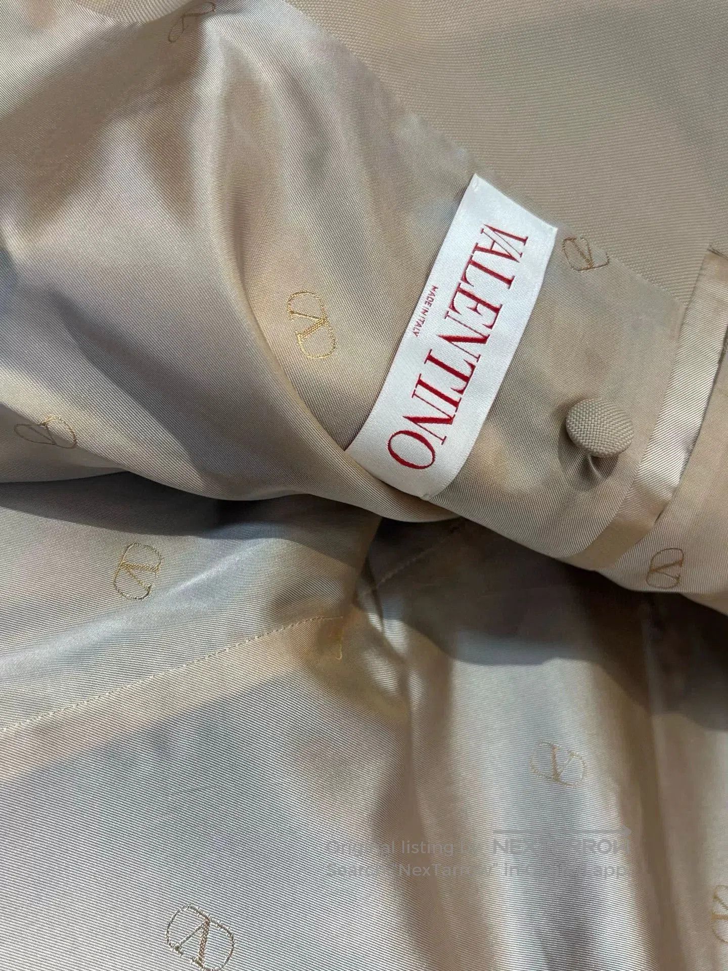 Valentino Valentino Black V. Size US M / EU 48-50 / 2 - 6 Thumbnail