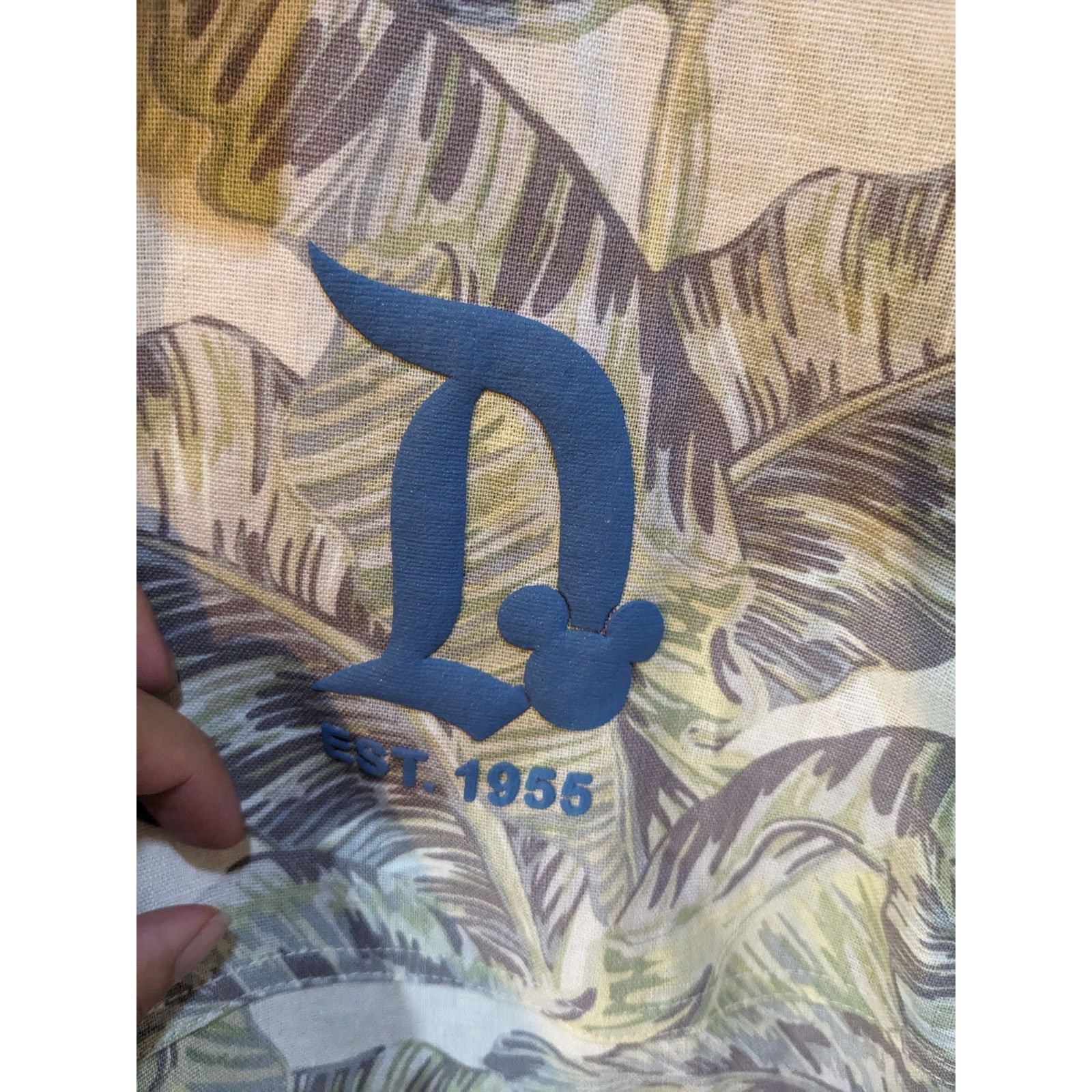 Disney Disneyland Resort Linen Blend Palm Trees Floral Button Sz S Size US S / EU 44-46 / 1 - 3 Thumbnail