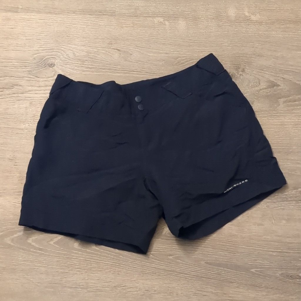 Columbia Columbia navy blue performance fishing gear shorts size med. Size 30" / US 8 / IT 44 - 1 Thumbnail