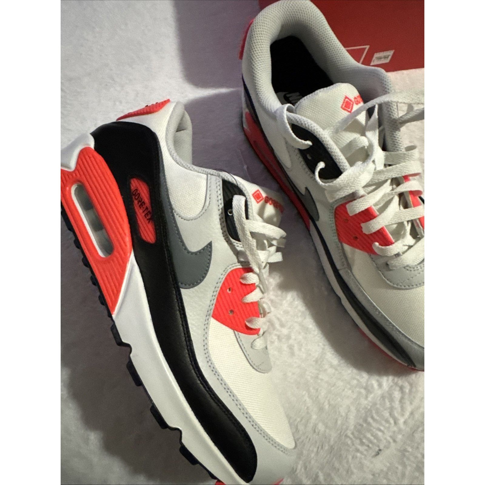 Nike Size 10.5 - Nike Air Max 90 GORE-TEX Infrared Size US 12 / EU 45 - 3 Thumbnail