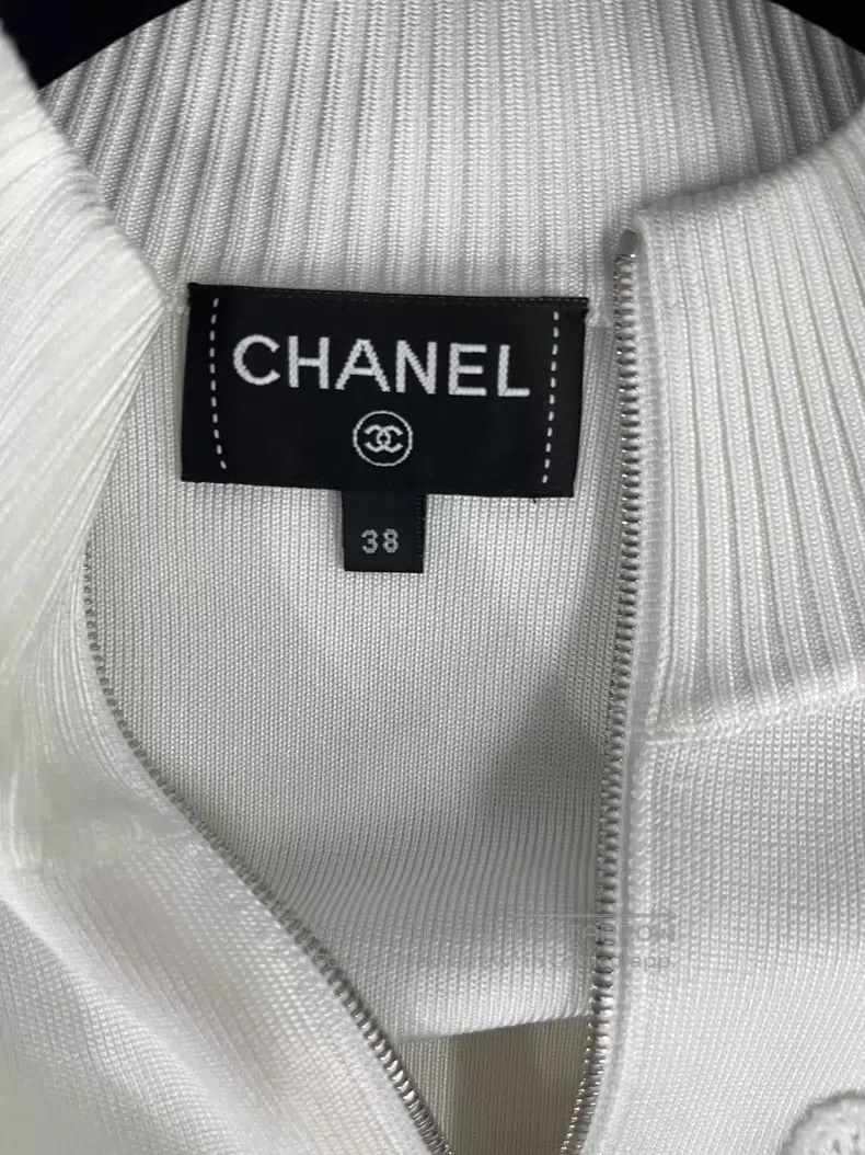 Chanel Chanel 23C Heavy Industry Nail Bead Badge Baseball Jacket Size XS / US 0-2 / IT 36-38 - 5 Thumbnail