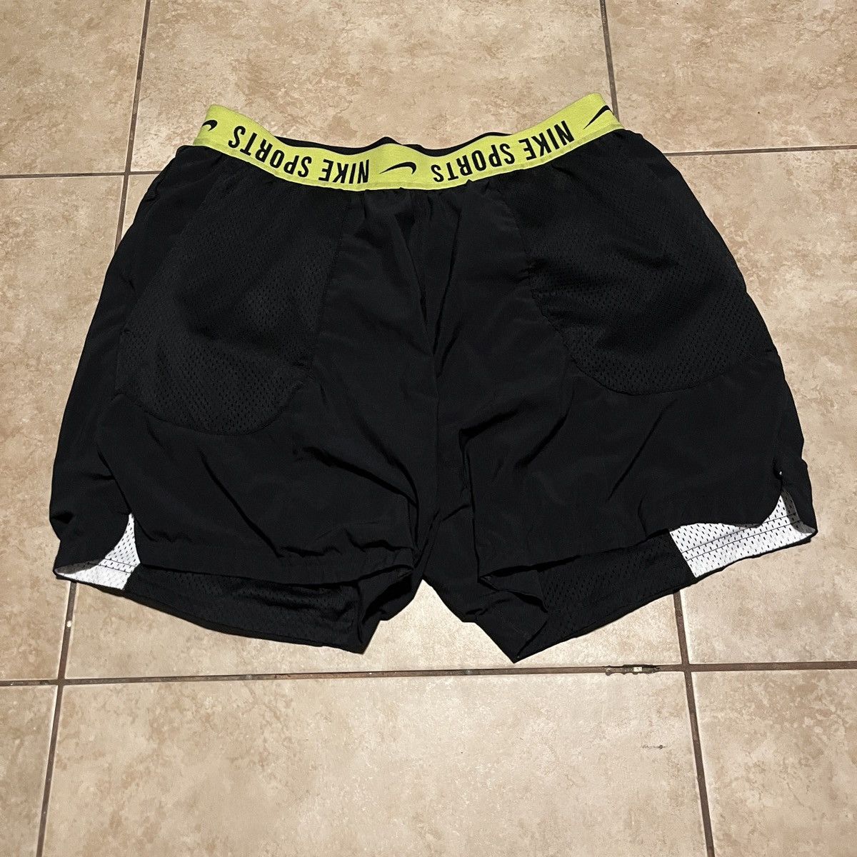 Nike × Vintage Nike Reversible Basketball Shorts Size US 32 / EU 48 - 5 Thumbnail