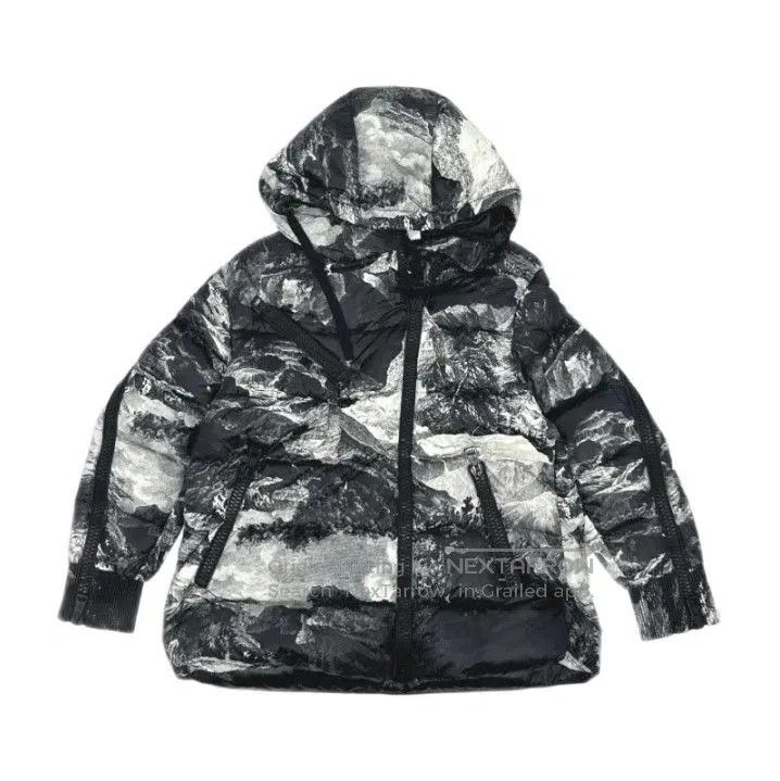 Moncler Moncler Mountain Print Warm Puffer Jacket. Size US XXS / EU 40 - 1 Thumbnail