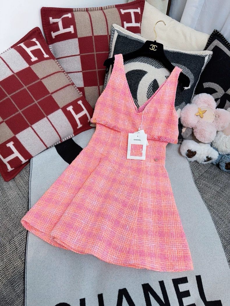 Chanel Chanel 24C early spring series peach pink fine flash plaid Size XXS / US 00 / IT 34 - 7 Thumbnail