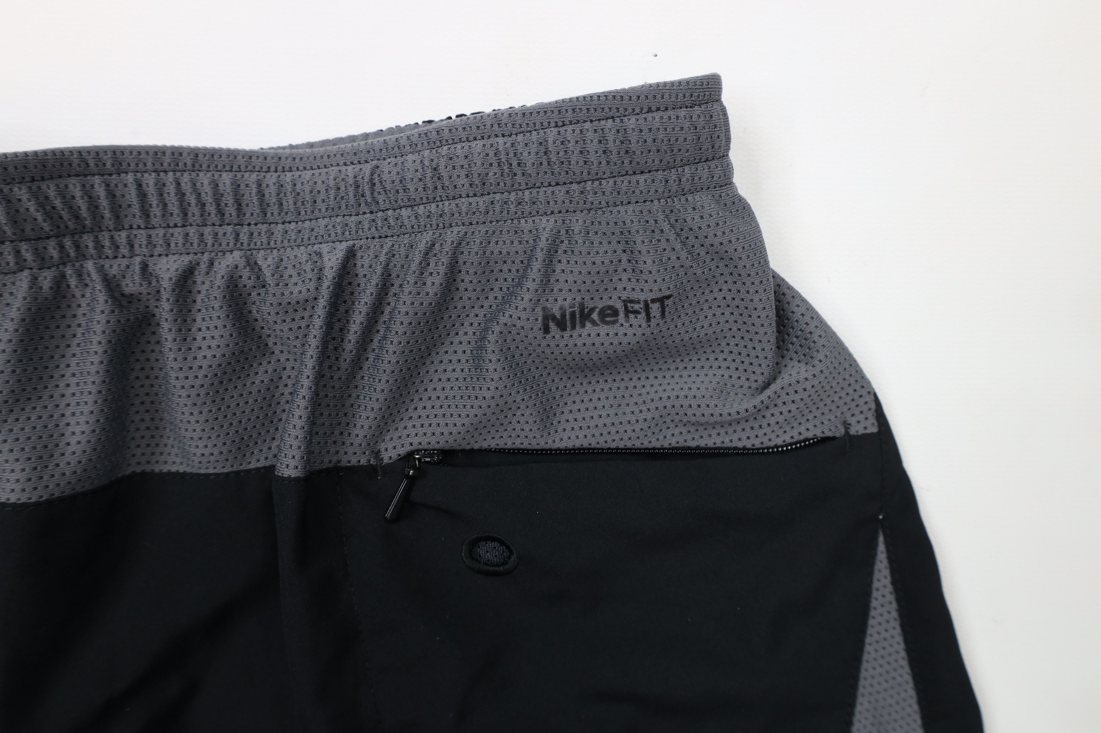 Nike × Vintage Vintage Y2K Nike Travis Scott Mini Swoosh Lined Shorts Black Size US 34 / EU 50 - 9 Thumbnail