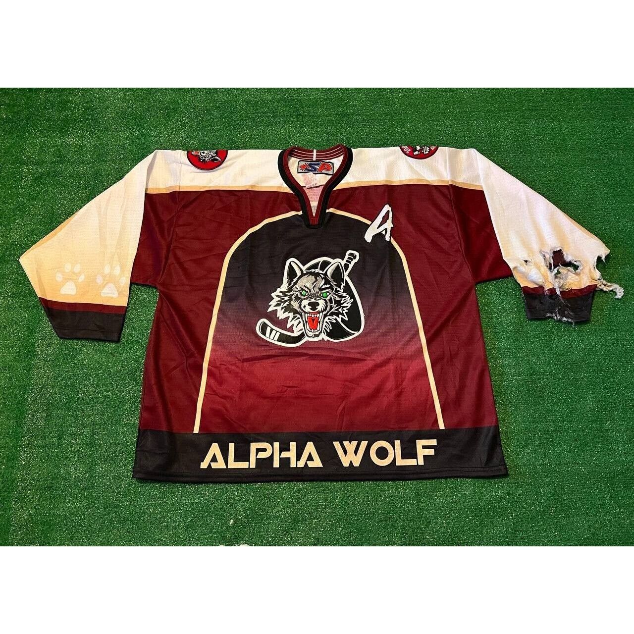 Chicago Wolves Vintage 90s Starter Hockey Jersey IHL Maroon 