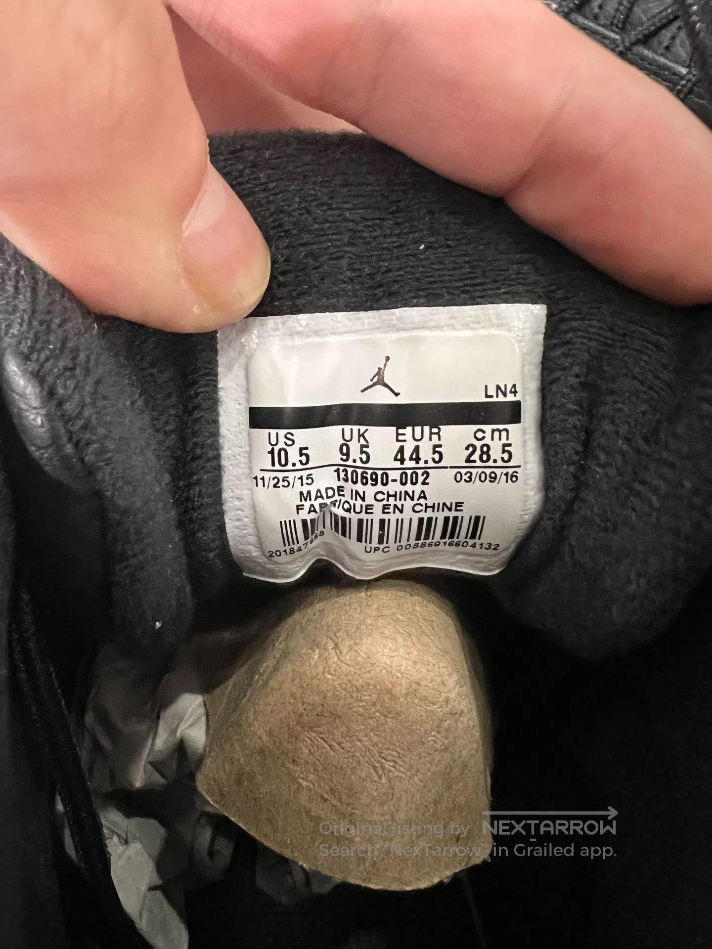 Jordan Brand Jordan AJ12 Black Red. Size US 11 / EU 44 - 5 Thumbnail