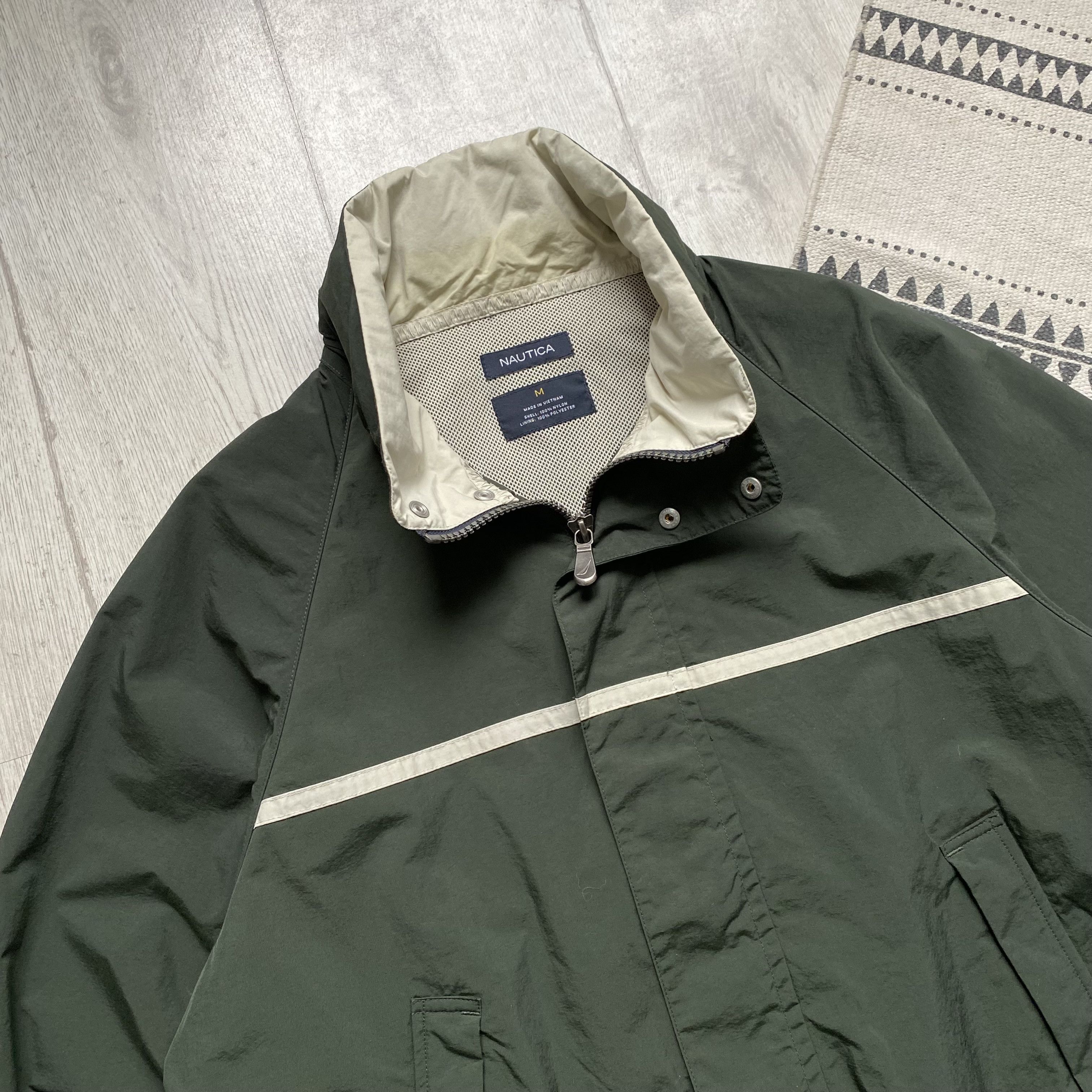 Nautica Vintage Nautica Nylon jacket raincoat outdoor style Size US M / EU 48-50 / 2 - 2 Thumbnail