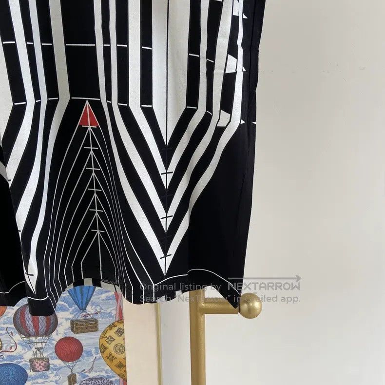 Givenchy Givenchy Fully Printed T-Shirt Size US S / EU 44-46 / 1 - 4 Thumbnail
