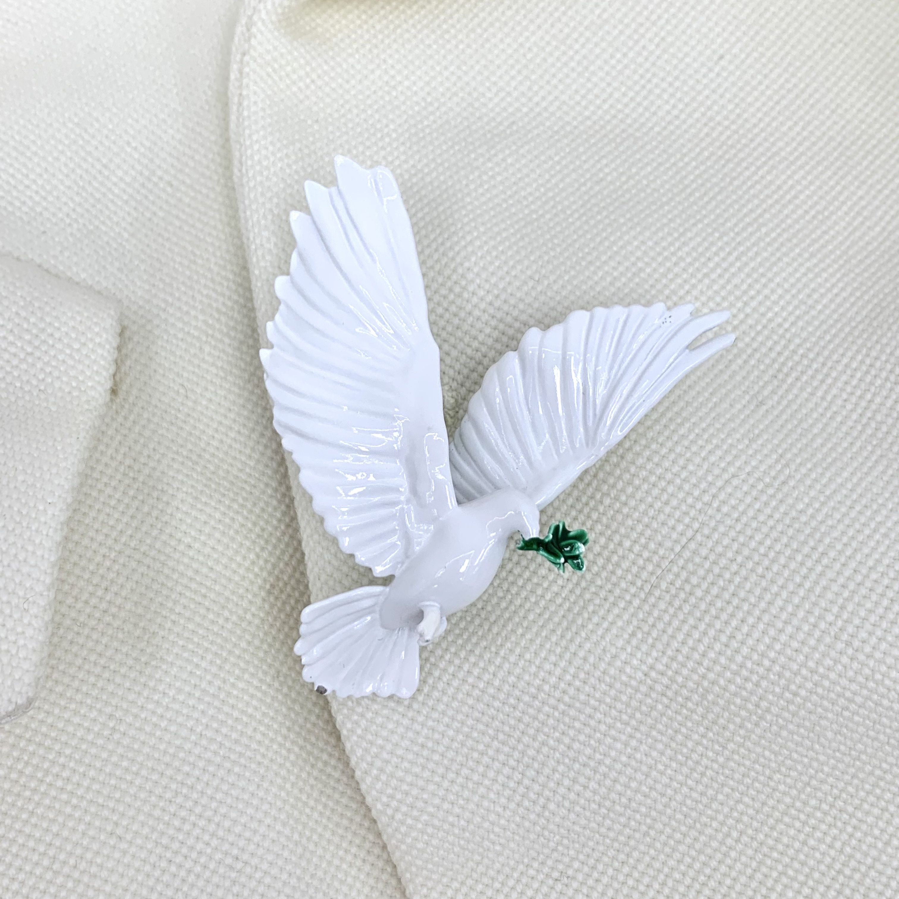 Louis Vuitton Louis Vuitton Off-White Peace Dove Wool Blazer Size 44R - 8 Thumbnail