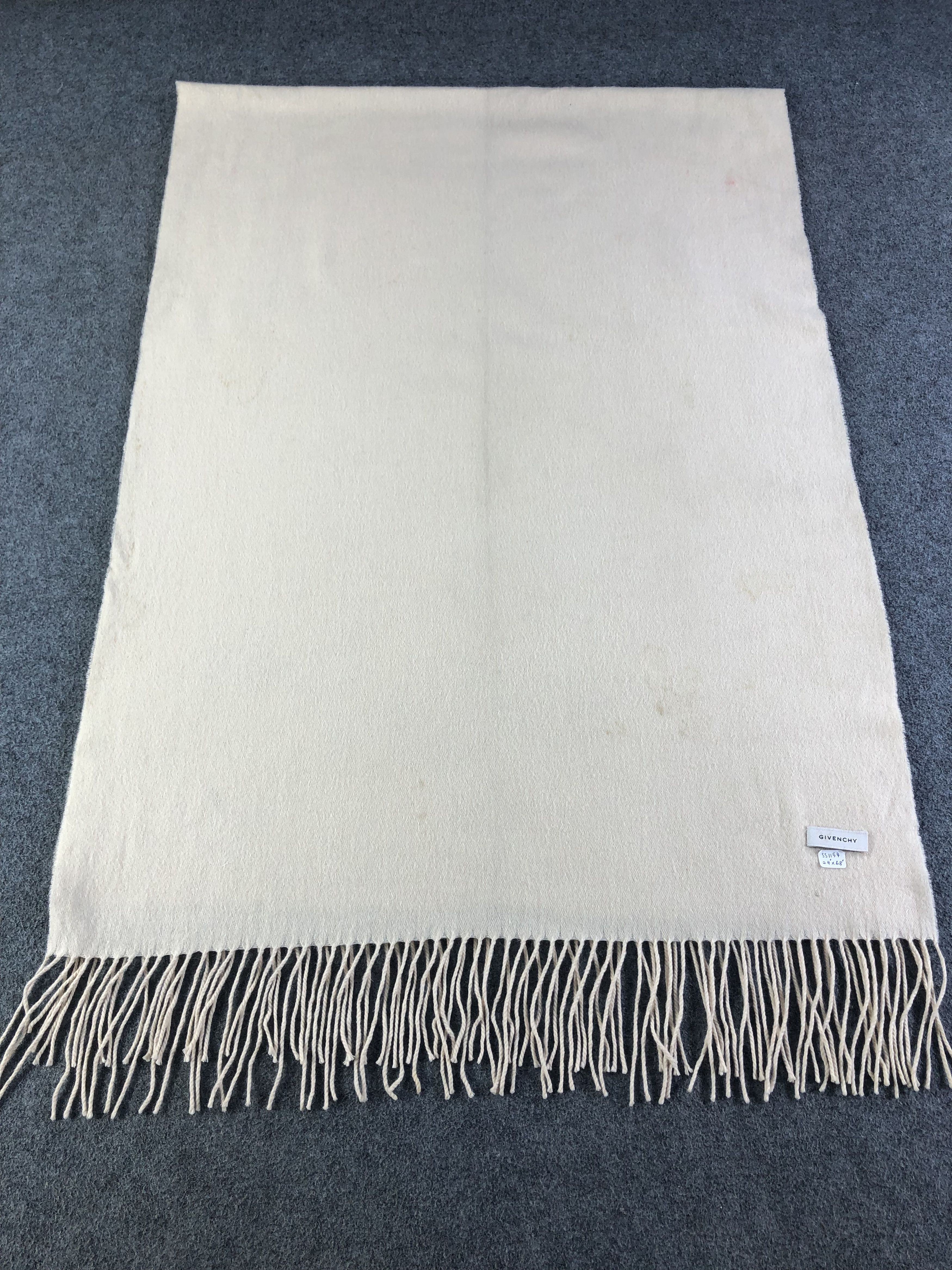 Givenchy Givenchy Oversized Scarf / Muffler / Neckwear Size ONE SIZE - 2 Thumbnail