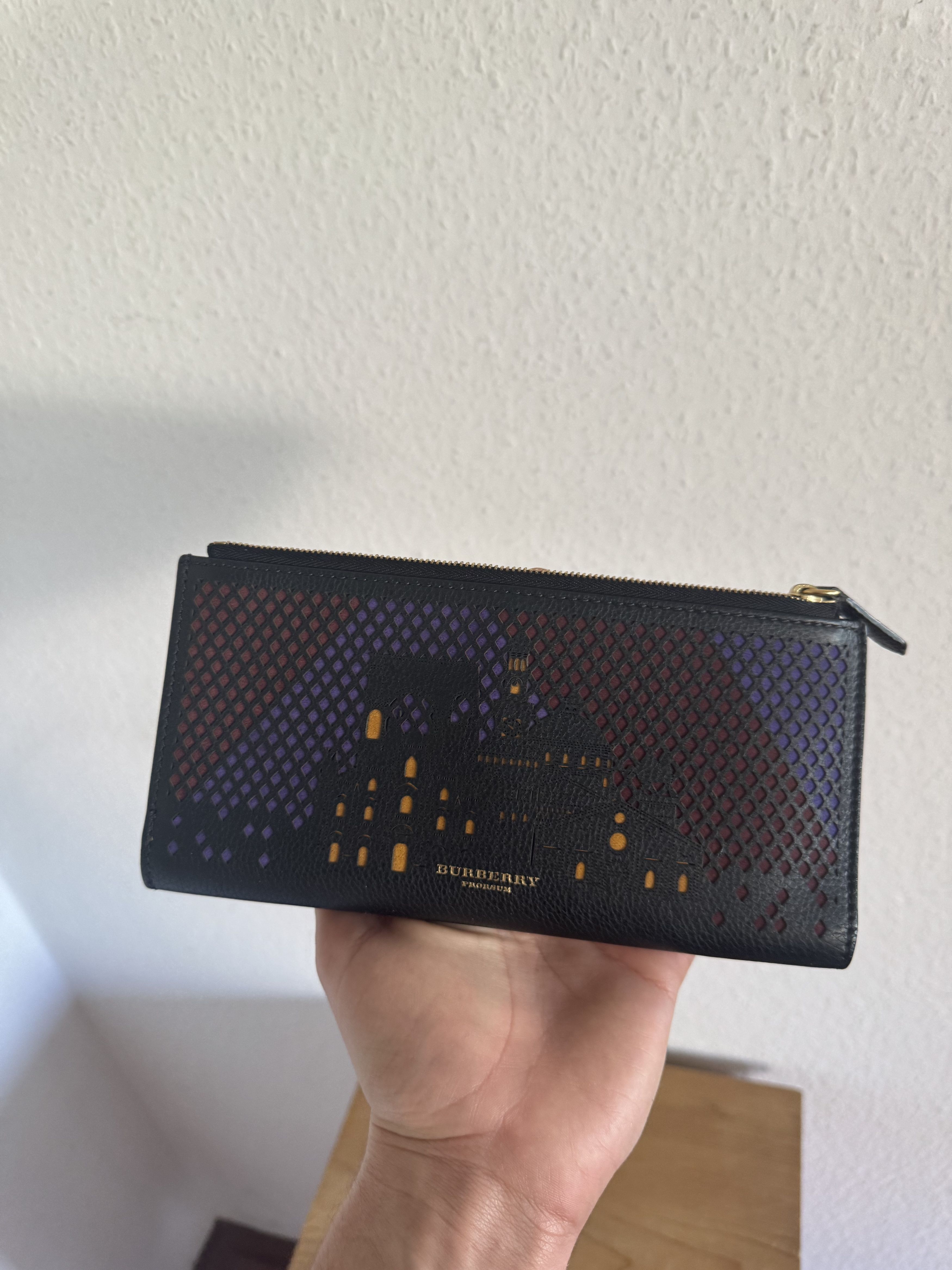 Burberry Prorsum Perforated Graphic Leather Wallet Size ONE SIZE - 11 Thumbnail