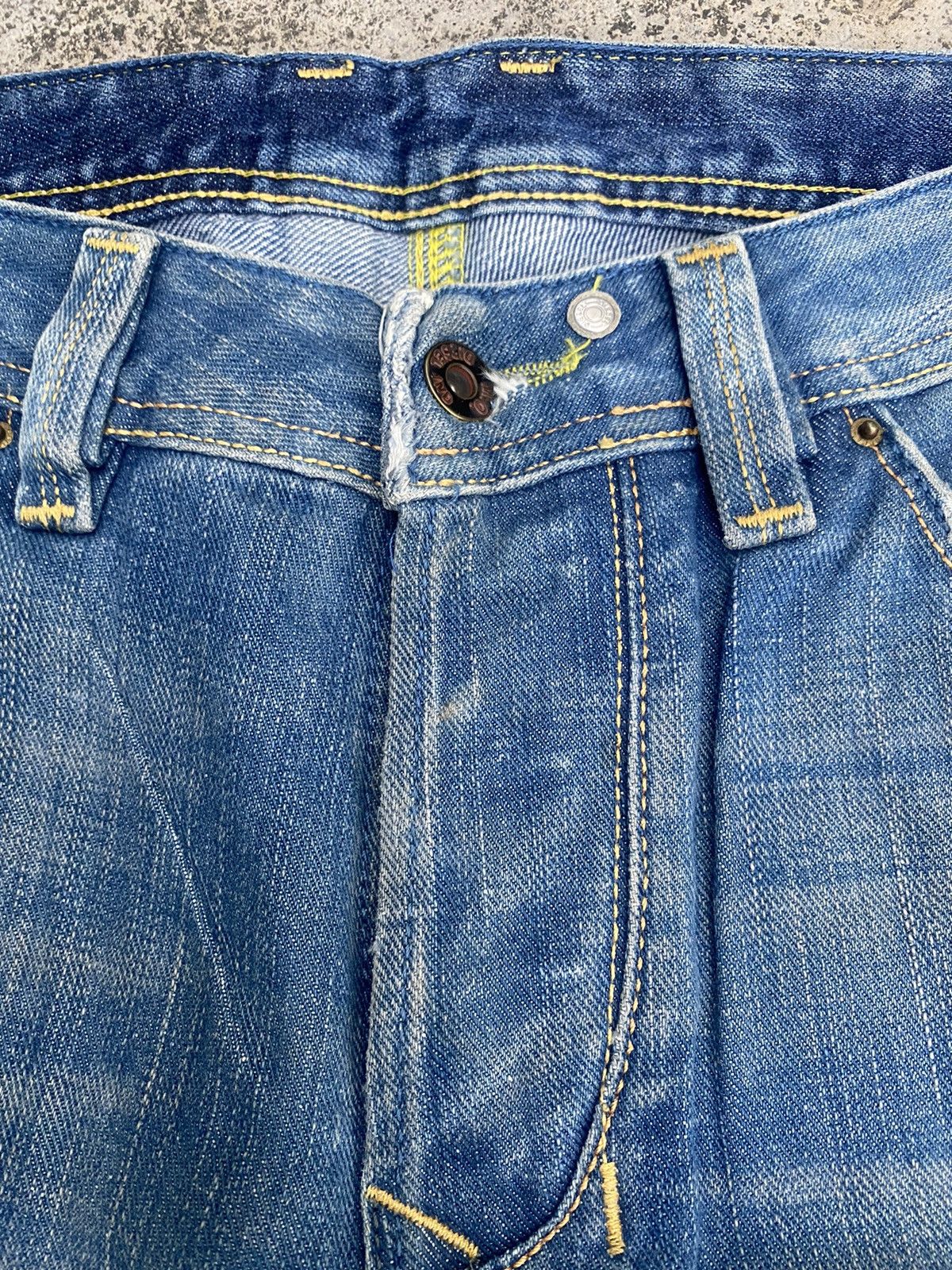 Diesel Diesel Jeans Distressed Straightcut Denim Size US 34 / EU 50 - 10 Thumbnail