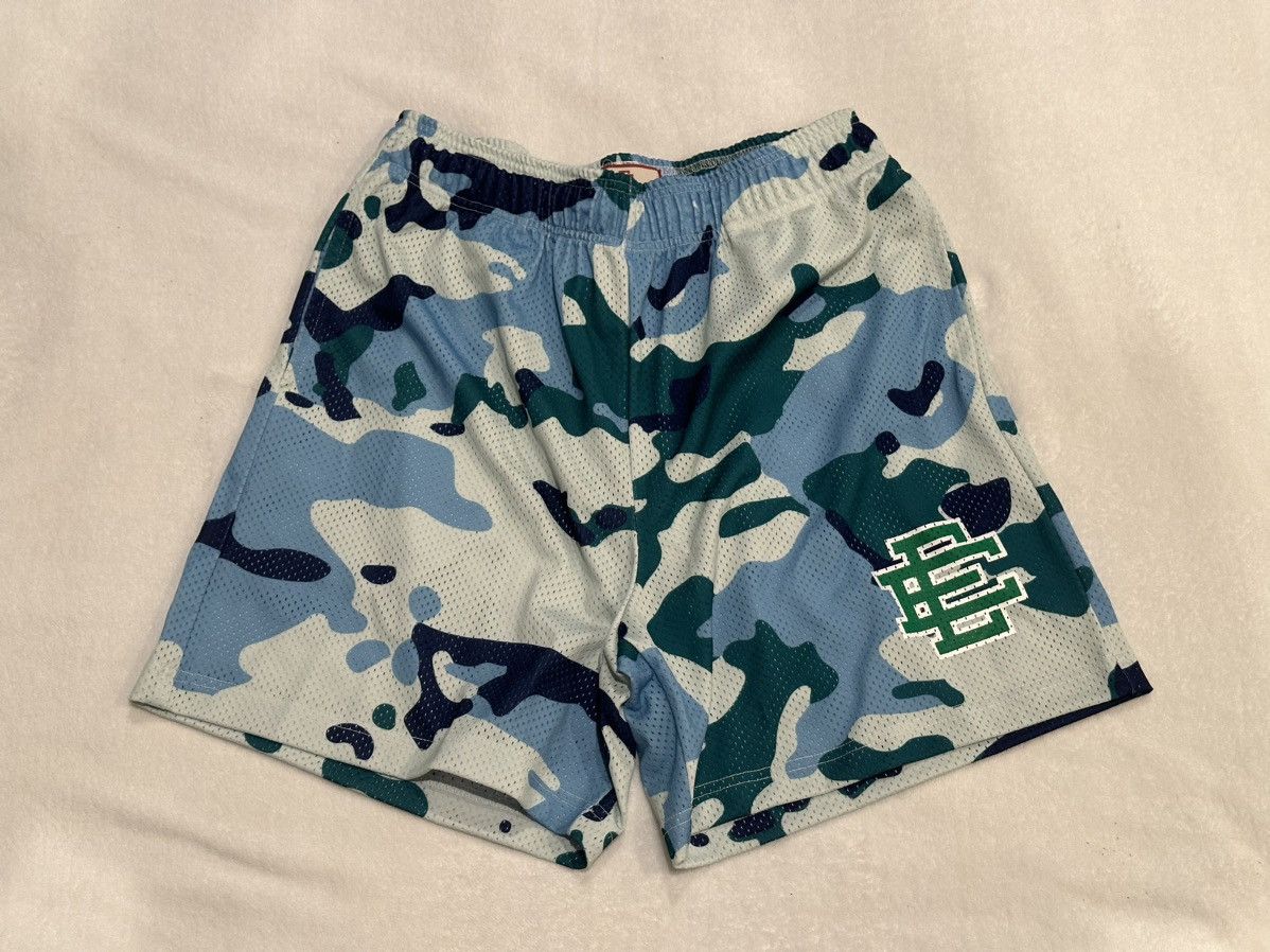 Eric Emanuel Eric Emanuel EE Basic Short Blue/Green Camo Size US 36 / EU 52 - 1 Thumbnail