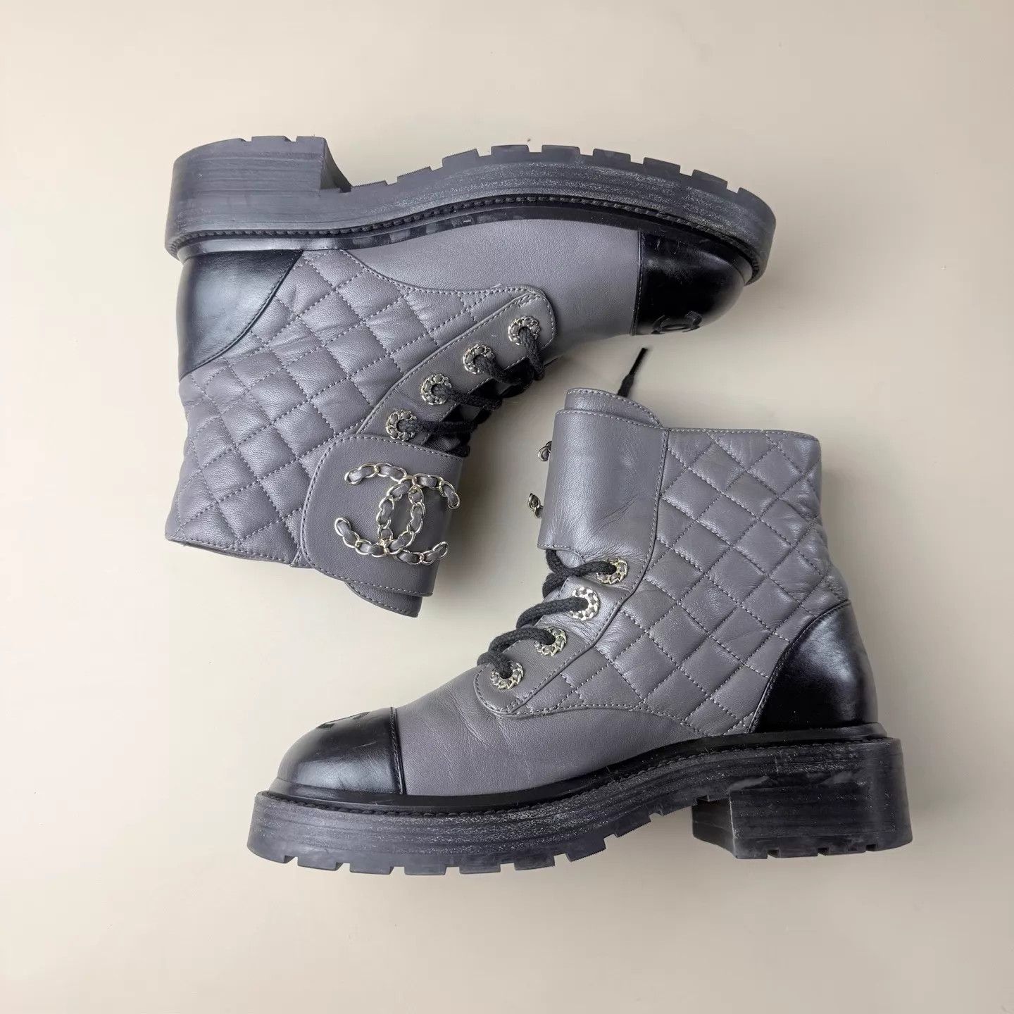Chanel Chanel Elephant Grey Quilted Double C Short Boots Size US 5.5 / IT 35.5 - 5 Thumbnail
