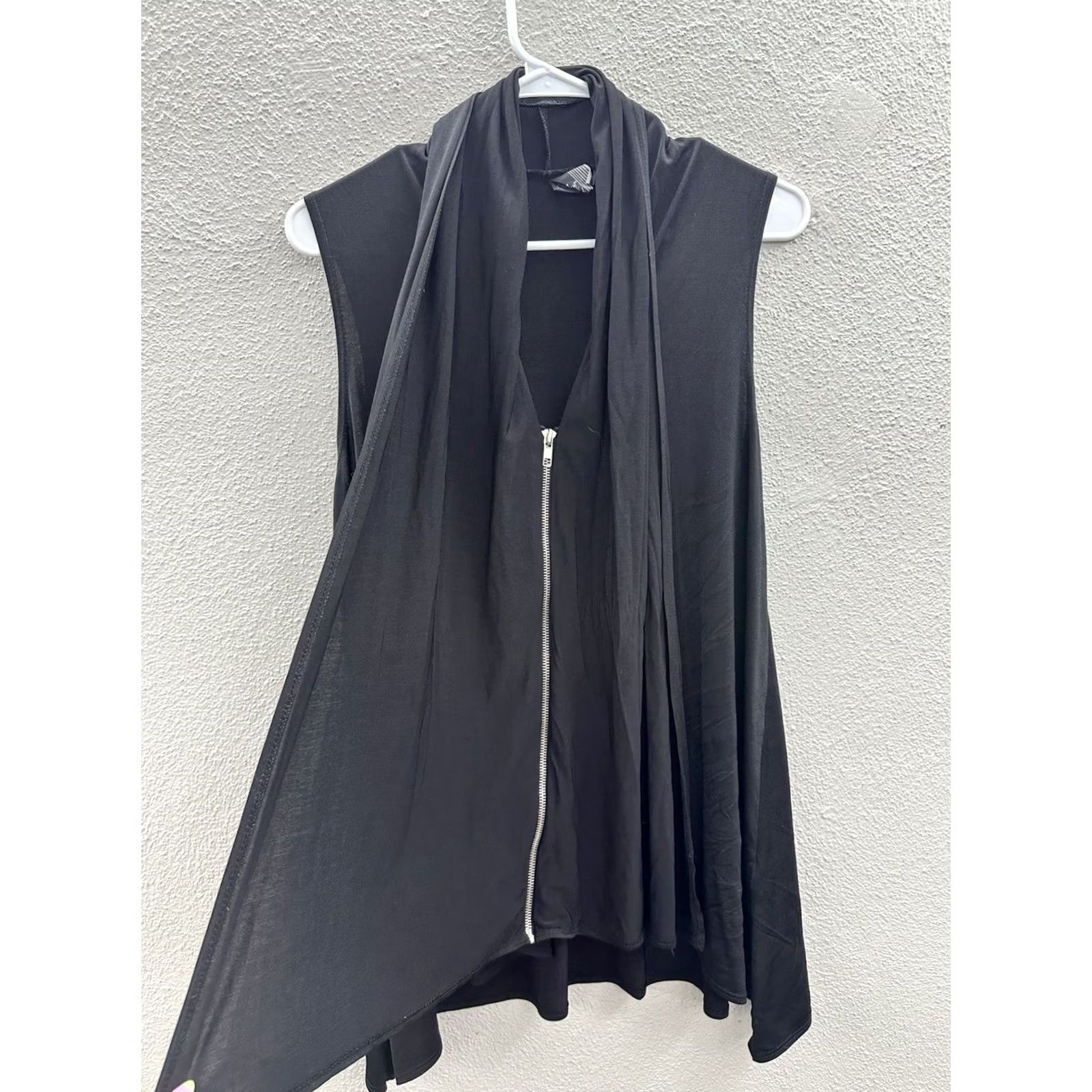 J Brand Slinky Brand Womens Top Size Medium Black Zip Up Sleeveless Vintage Cardigan Knit Solid Bohemian Winter Fall Spring Limited Ladies Mens Girls? Size M / US 6-8 / IT 42-44 - 3 Thumbnail