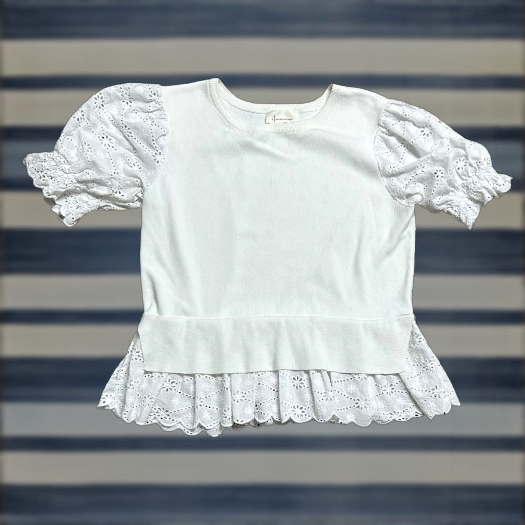 Anthropologie Anthropologie Blouse White Puff-Sleeve Eyelet Knit Sweater Tee Sz Large Women Top Size L / US 10 / IT 46 - 1 Thumbnail