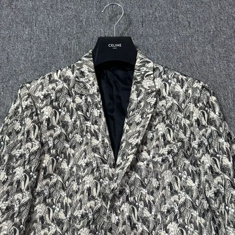 Dior Dior Black and White Delirium Fantasy Bellflower Wool Suit Size US S / EU 44-46 / 1 - 3 Thumbnail