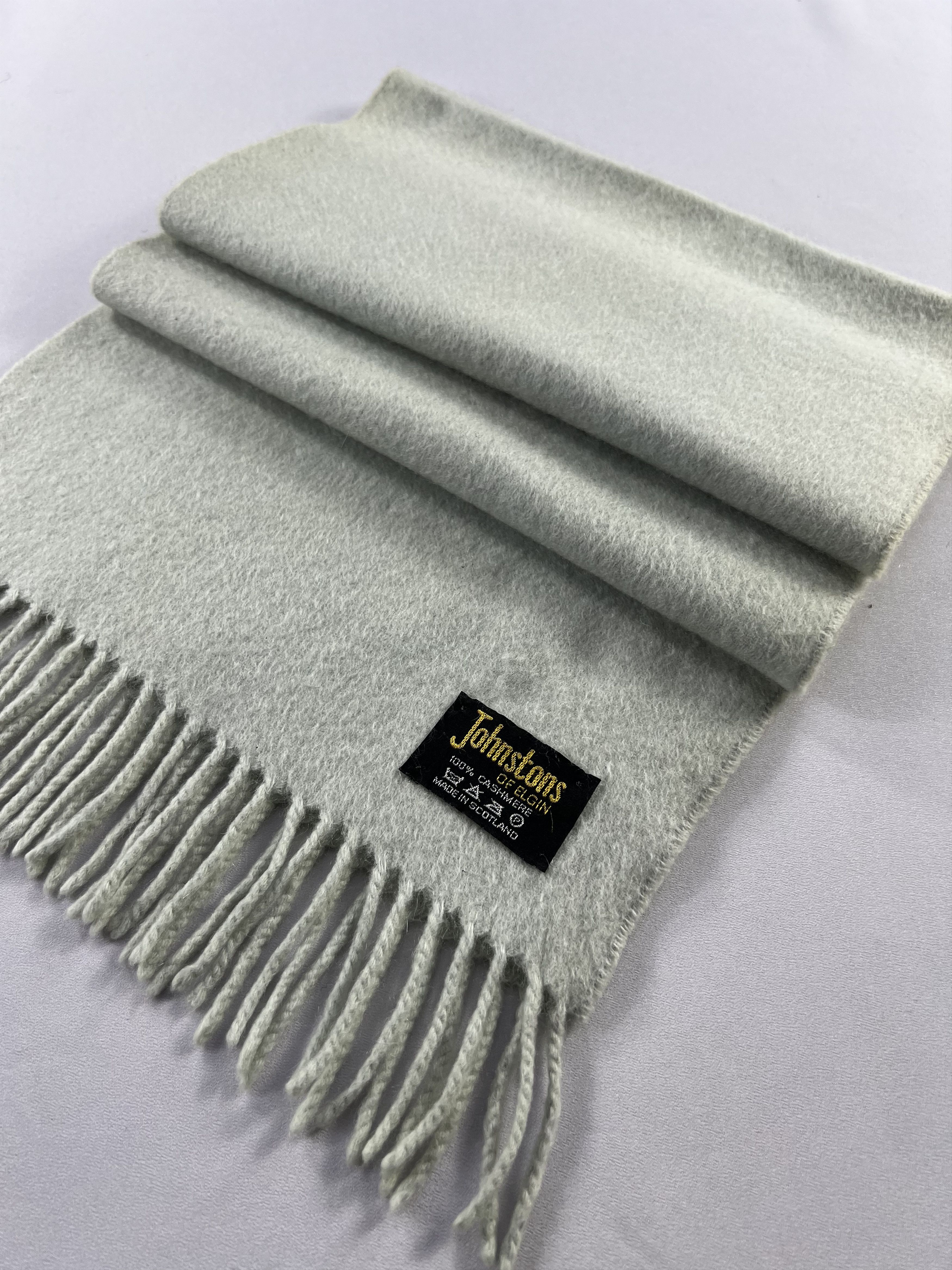 Johnstons Of Elgin Johnstons Of Elgin Scarf / Muffler / Neckwear P1062 Size ONE SIZE - 2 Thumbnail