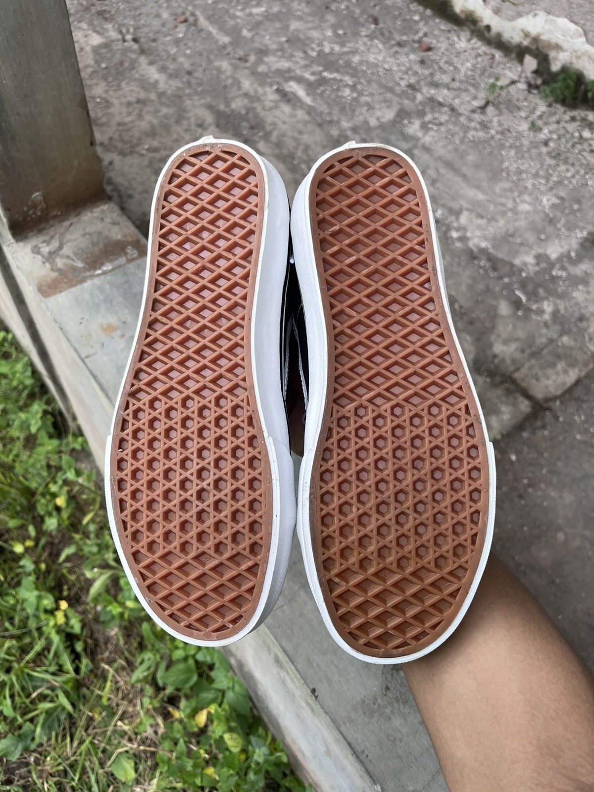 Vans Vans Sk8 HI Bw Classic Size US 7.5 / EU 40-41 - 5 Thumbnail