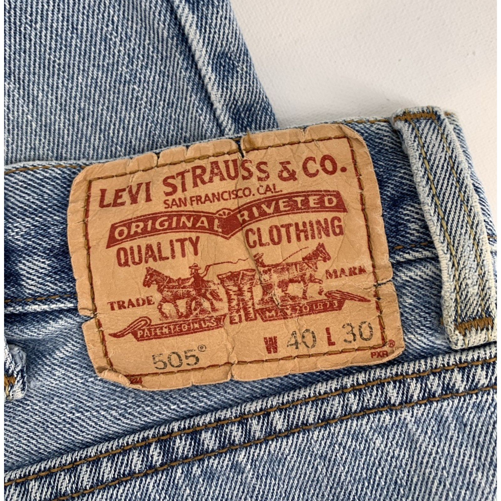Levi's VTG Y2K Levi’s 550 Jeans 40x30 Light Wash Blue Regular Fit Size US 40 / EU 56 - 5 Thumbnail