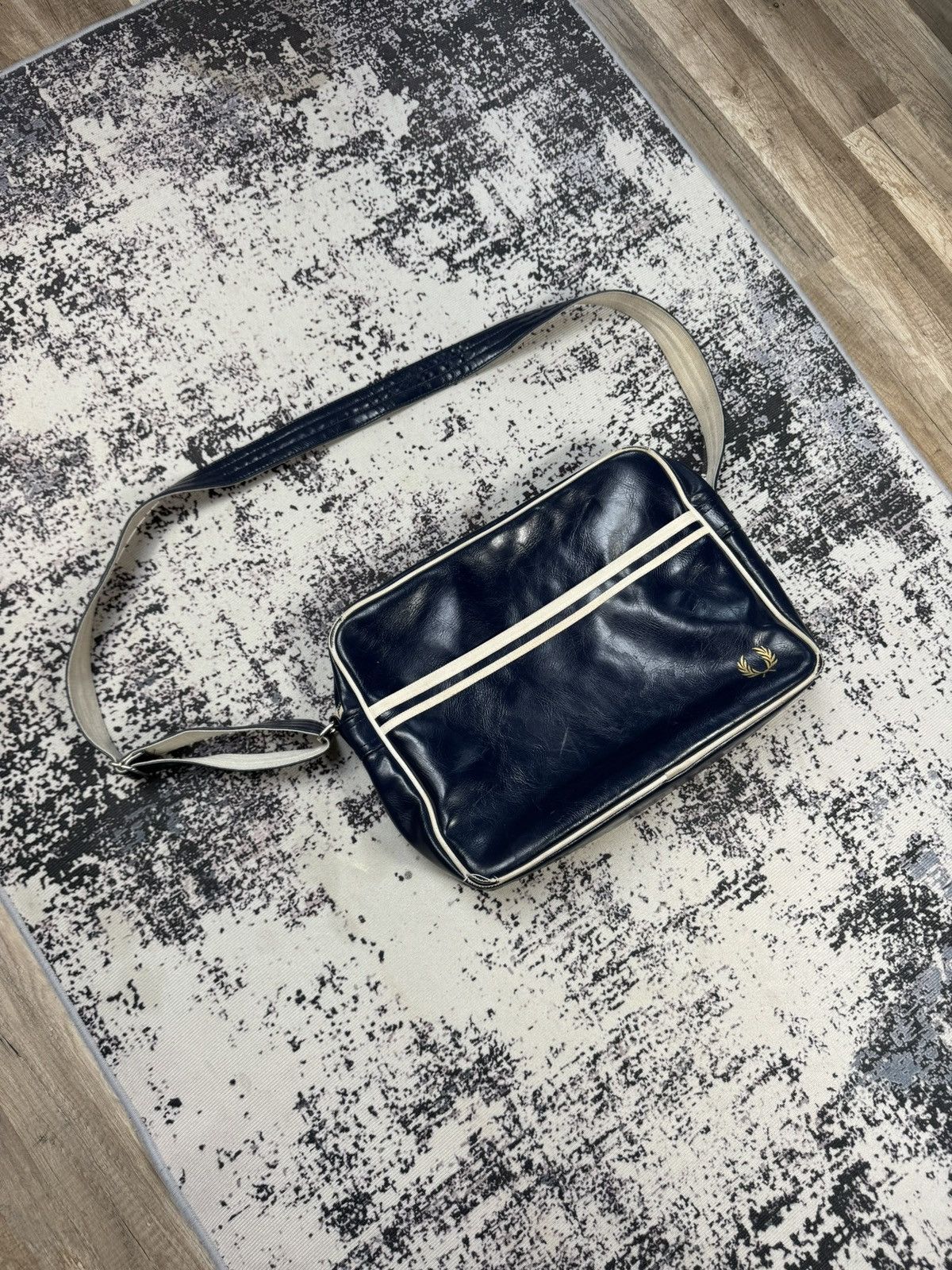 Fred Perry × Vintage 🔥RARE🔥 Vintage Fred Perry Leather Bag Navy Size ONE SIZE - 2 Thumbnail